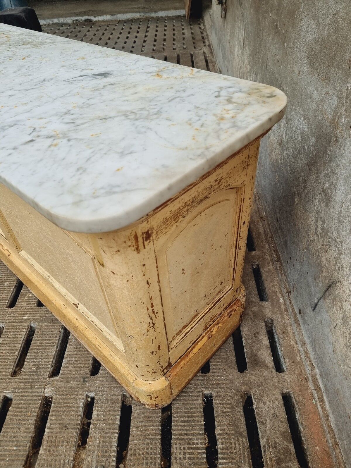 Antique counter shop