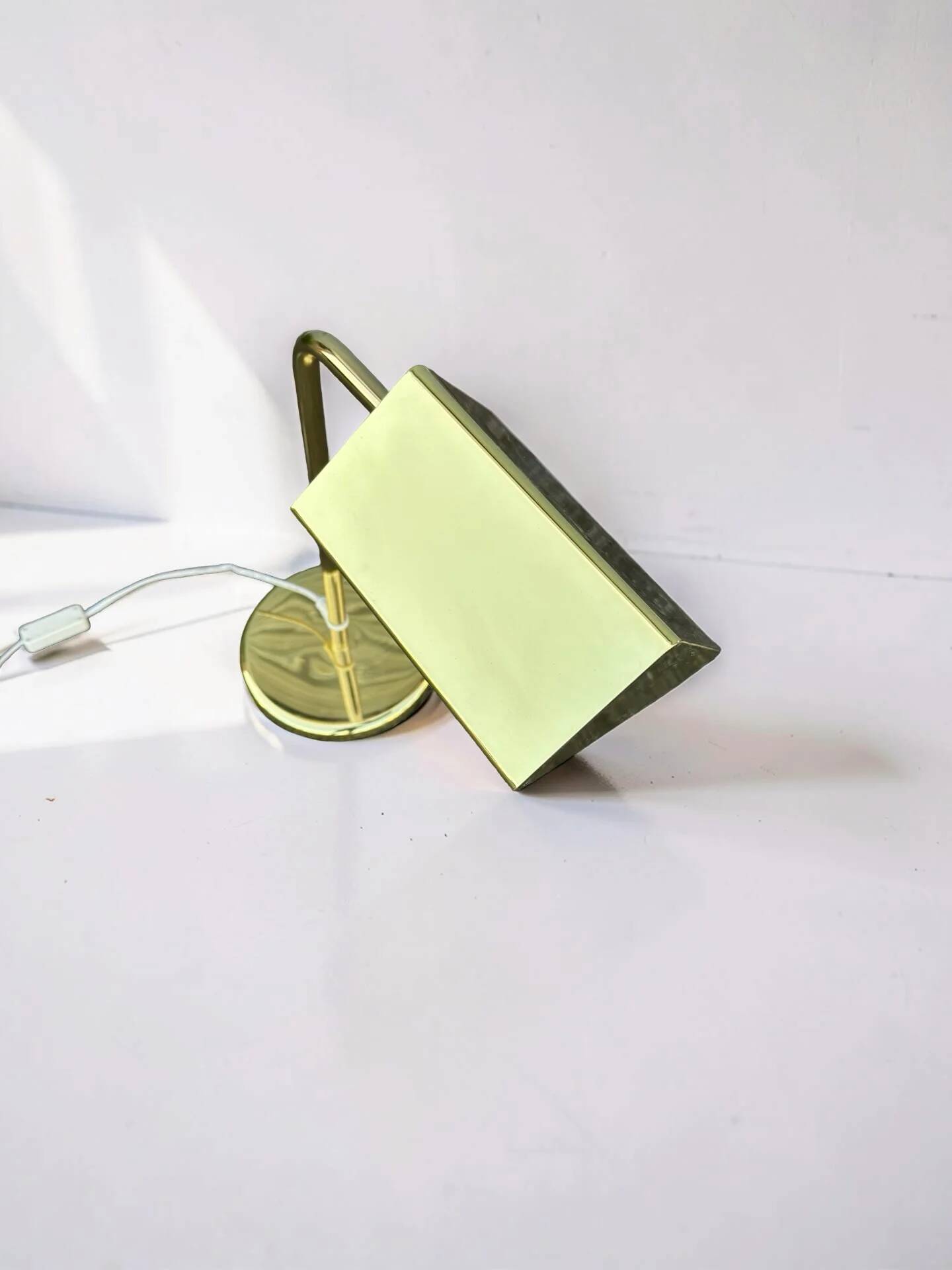 Table lamp / desk lamp in brass