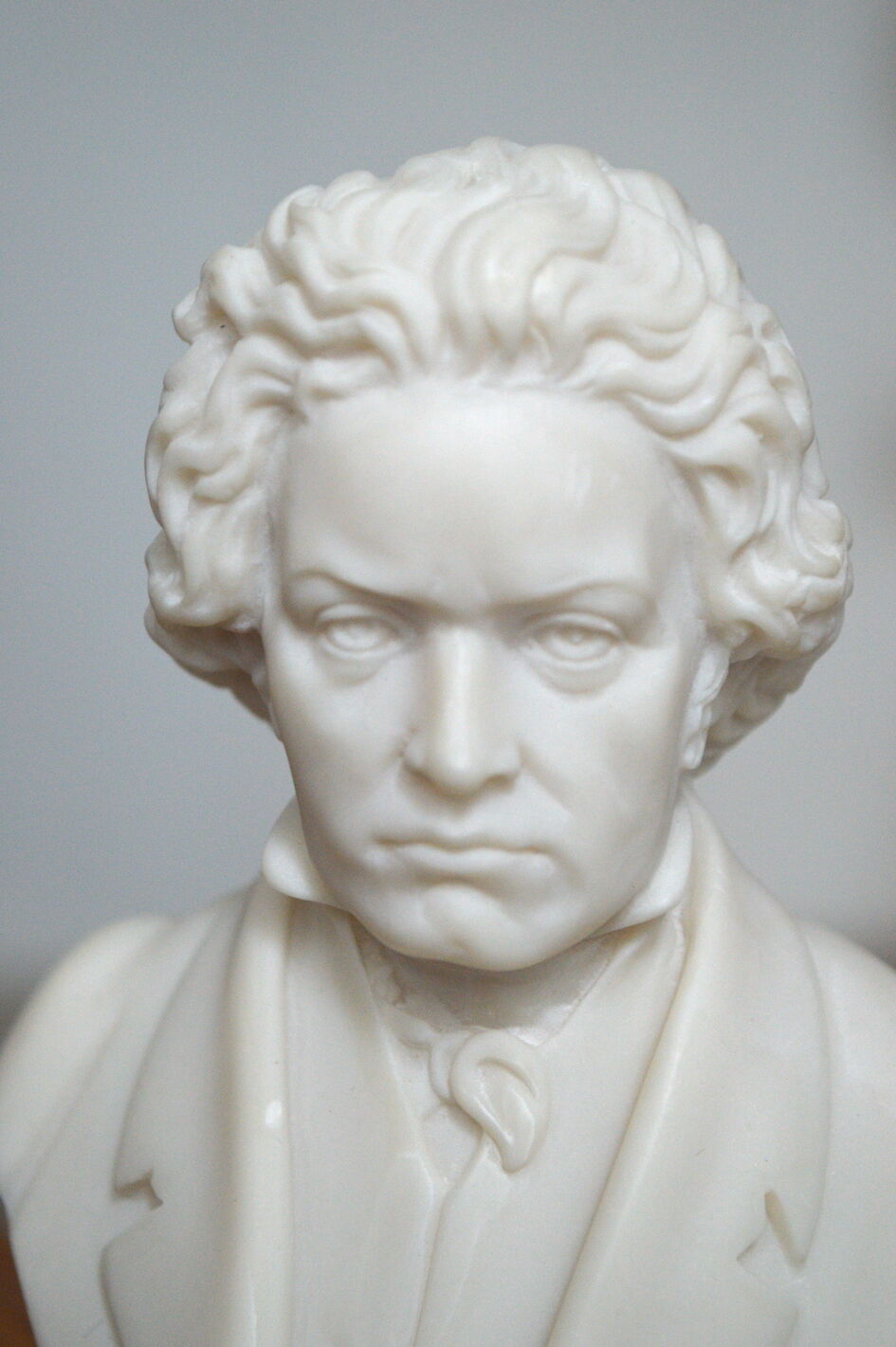 Small bust in alabaster beethoven
