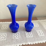 Set of 2 small vases