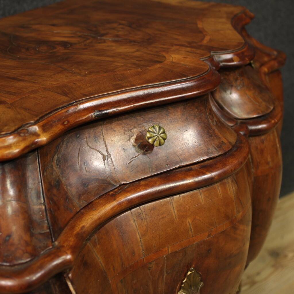 Venetian dresser in wood from the 20th century
