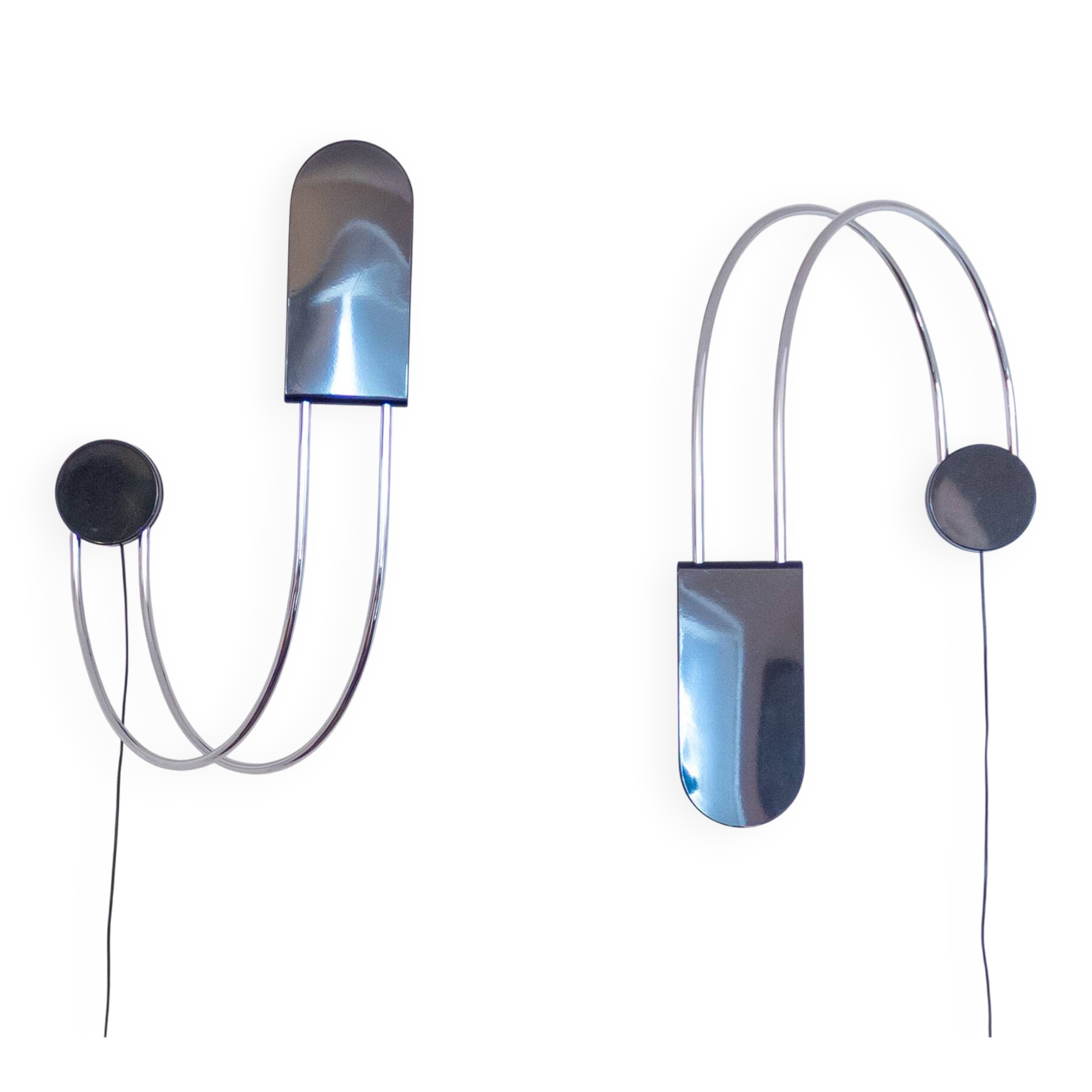 Pair of Design Wall Sconces "Gesto" , Bruno Gecchelin for Skipper, 1970s