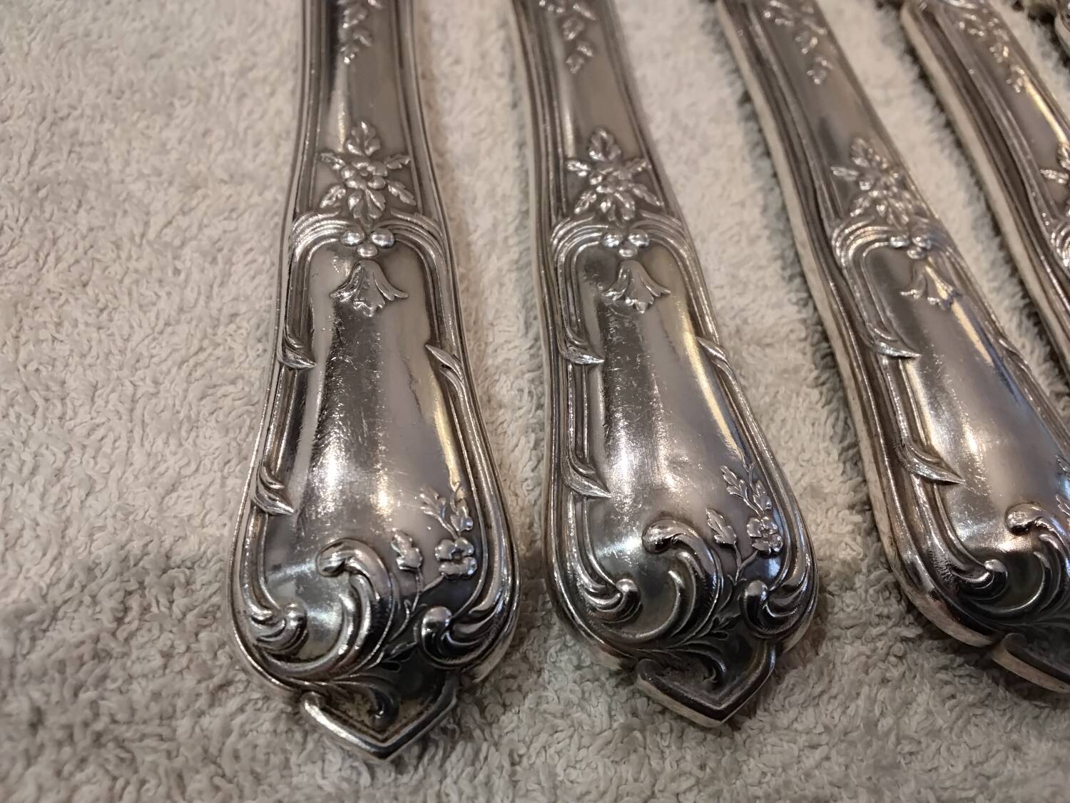 12 silver-plated metal table knives Boulenger LXV demi riche
