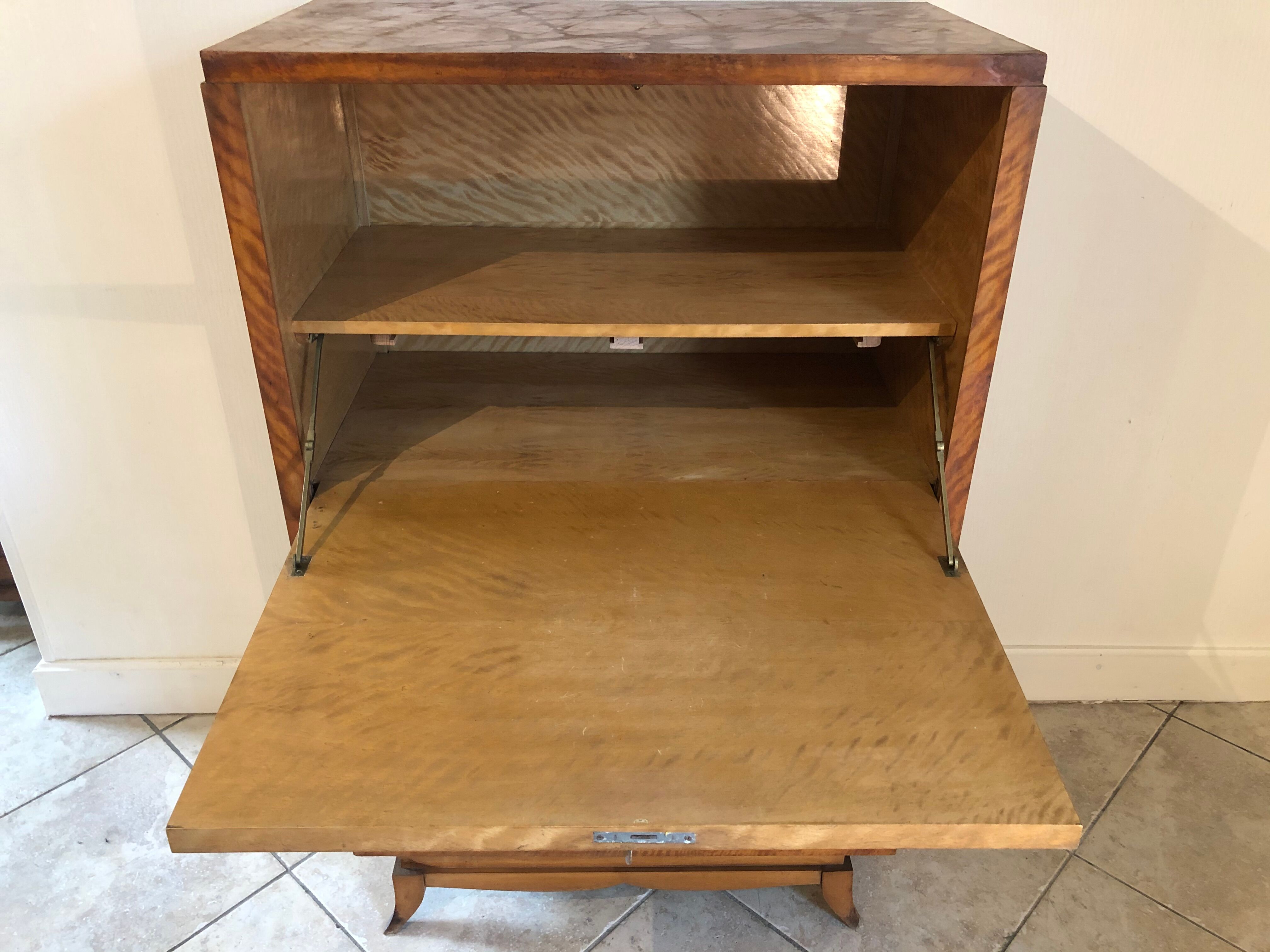 Storage unit art deco style in burled satinwood