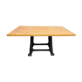 Table industrielle piétement fonte jusqu'à 6 convives