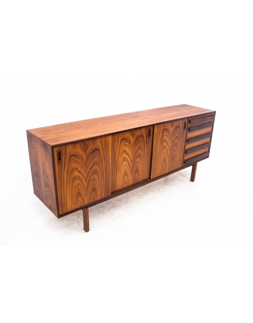 Rosewood sideboard, Denmark, 1960s After renovation.