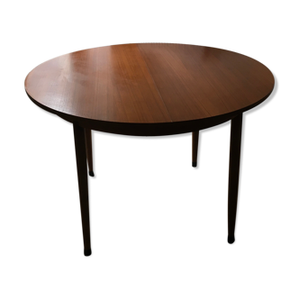 Extended round table in teak 60s