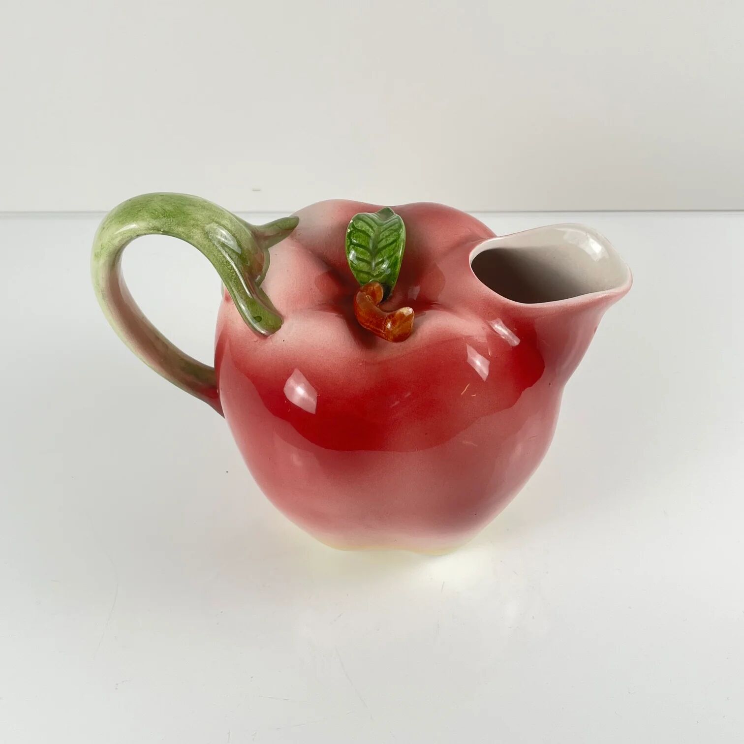 Jug in the shape of an apple, 1960s/70s