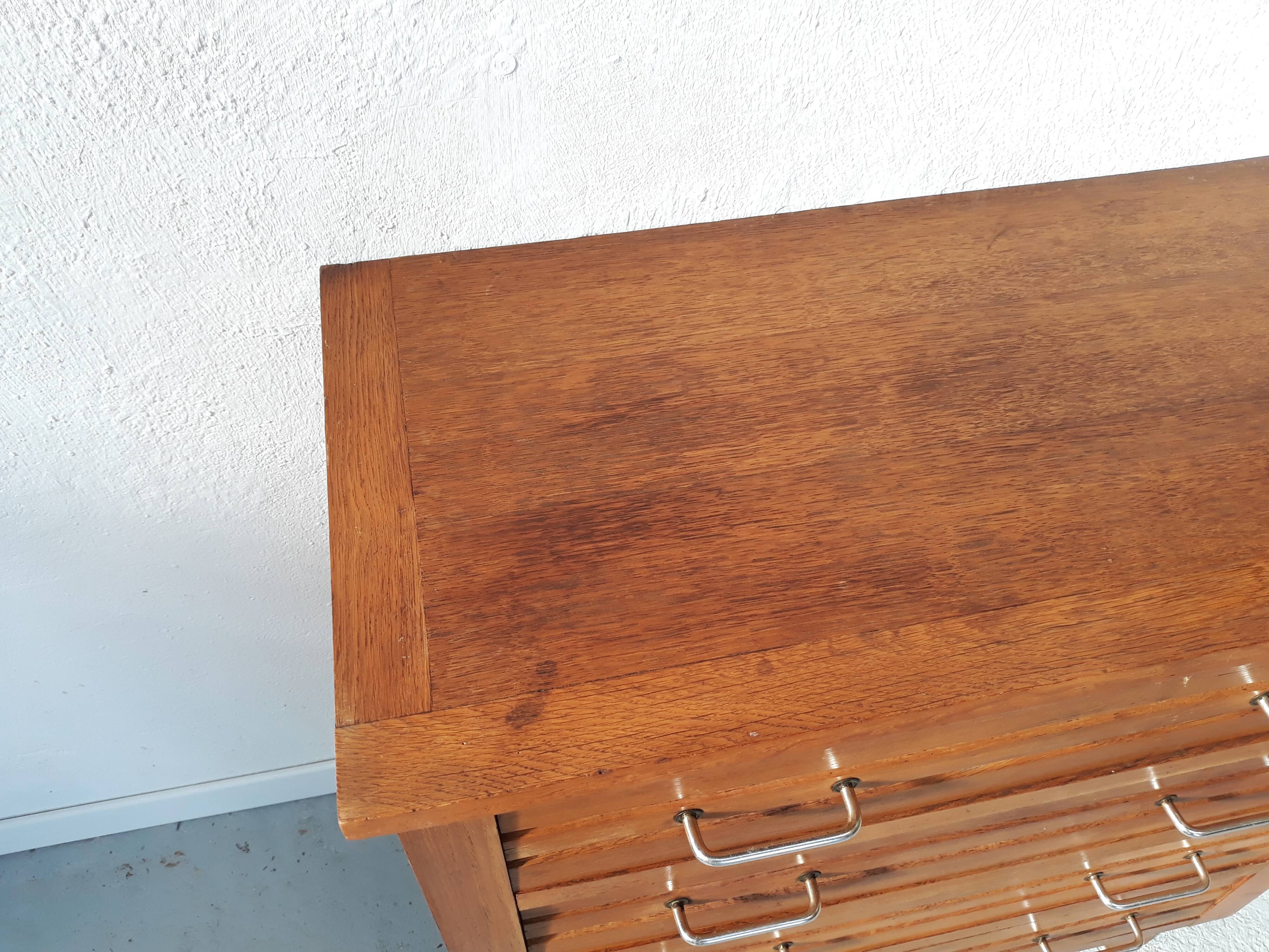 Chest of drawers vintage compass feet