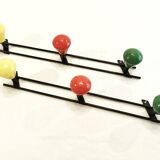 Multicolored patère