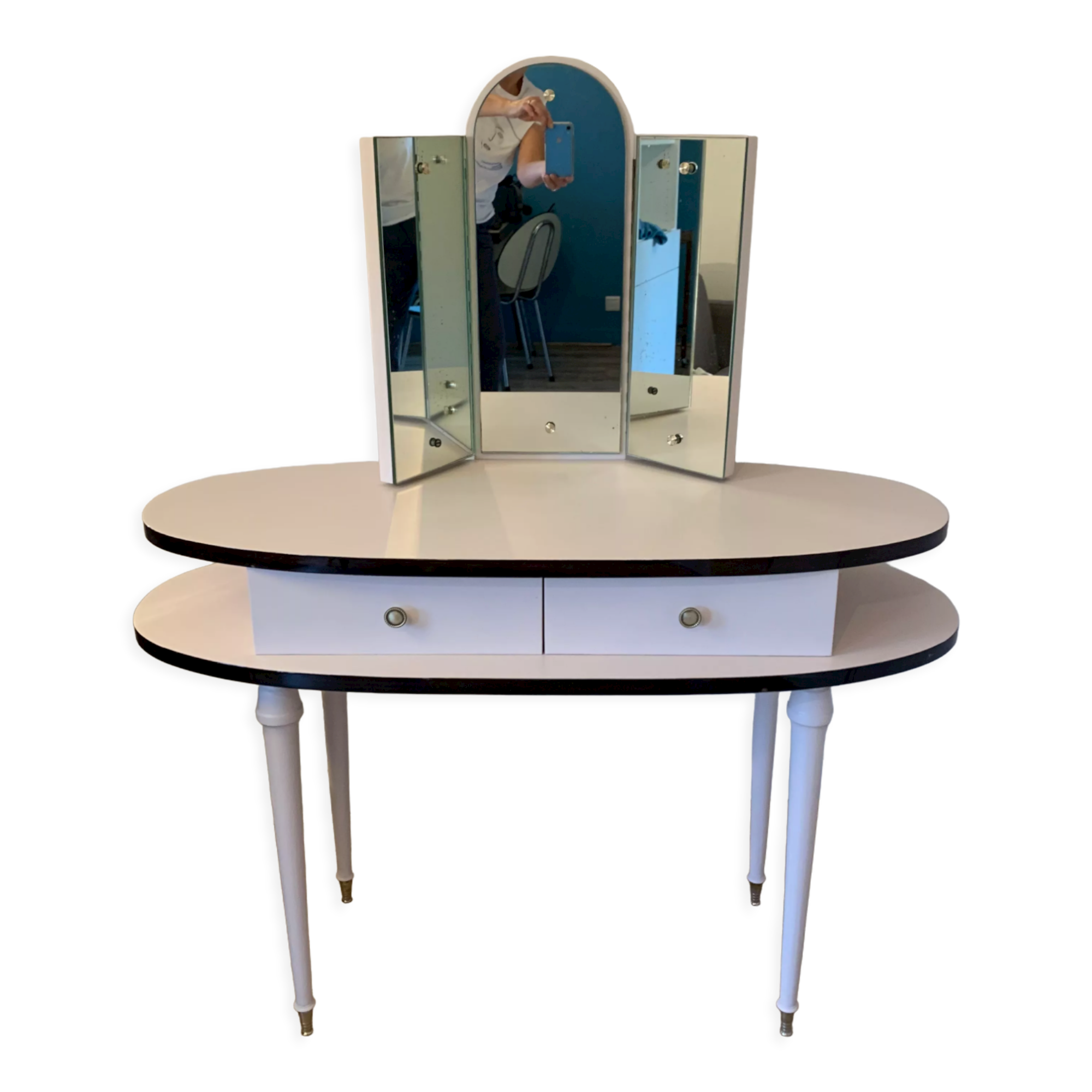 Vintage dressing table
