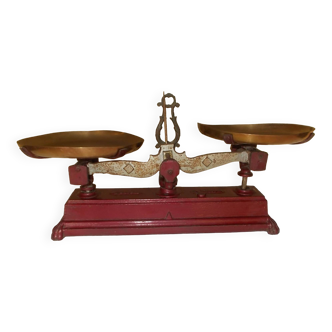 Balance ancienne