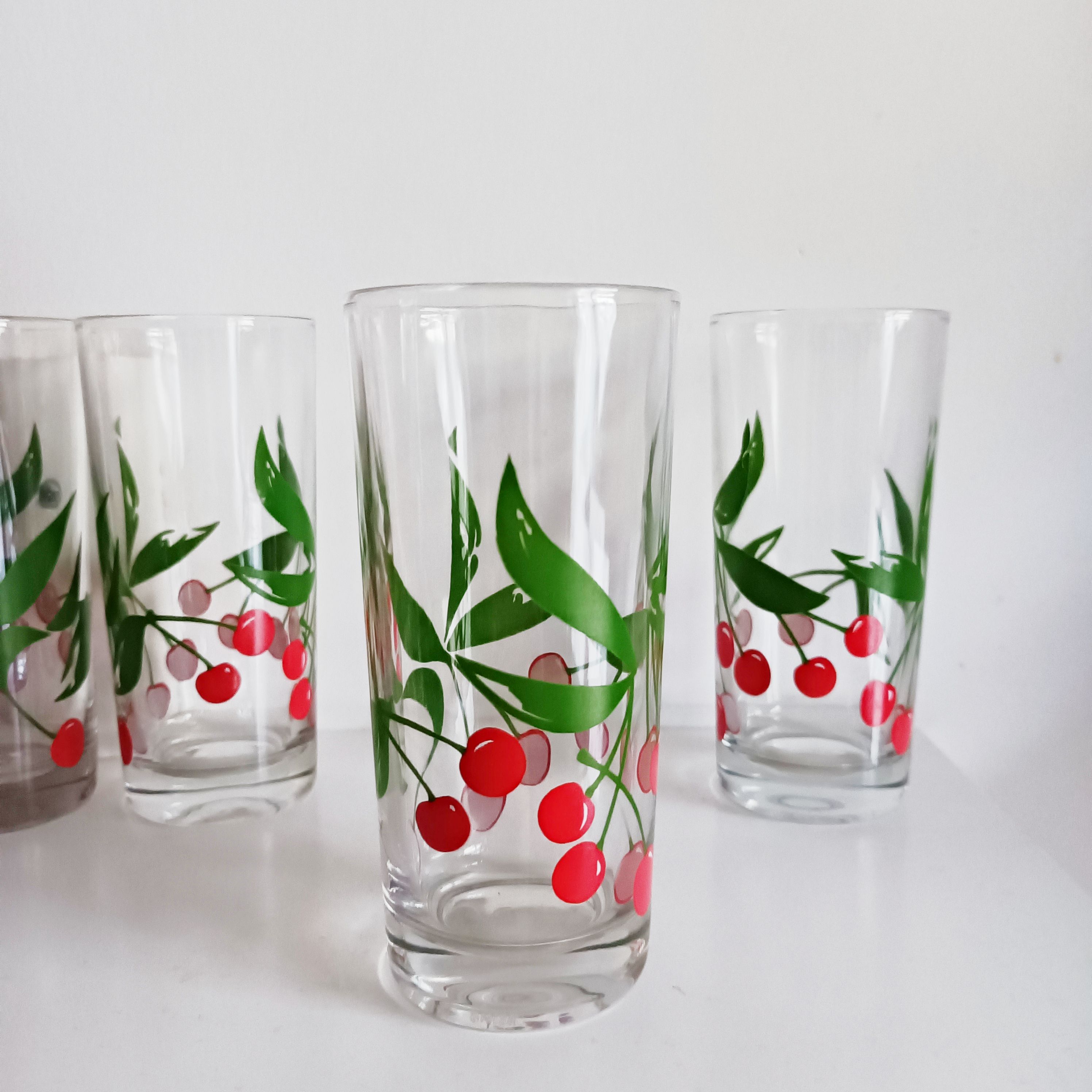 Lot de 4 verres à eau ou orangeade, motif cerises