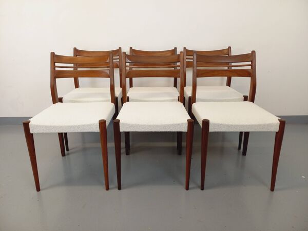 Suite de 6 chaises scandinaves vintage en teck et tissu bouclette des années 60
