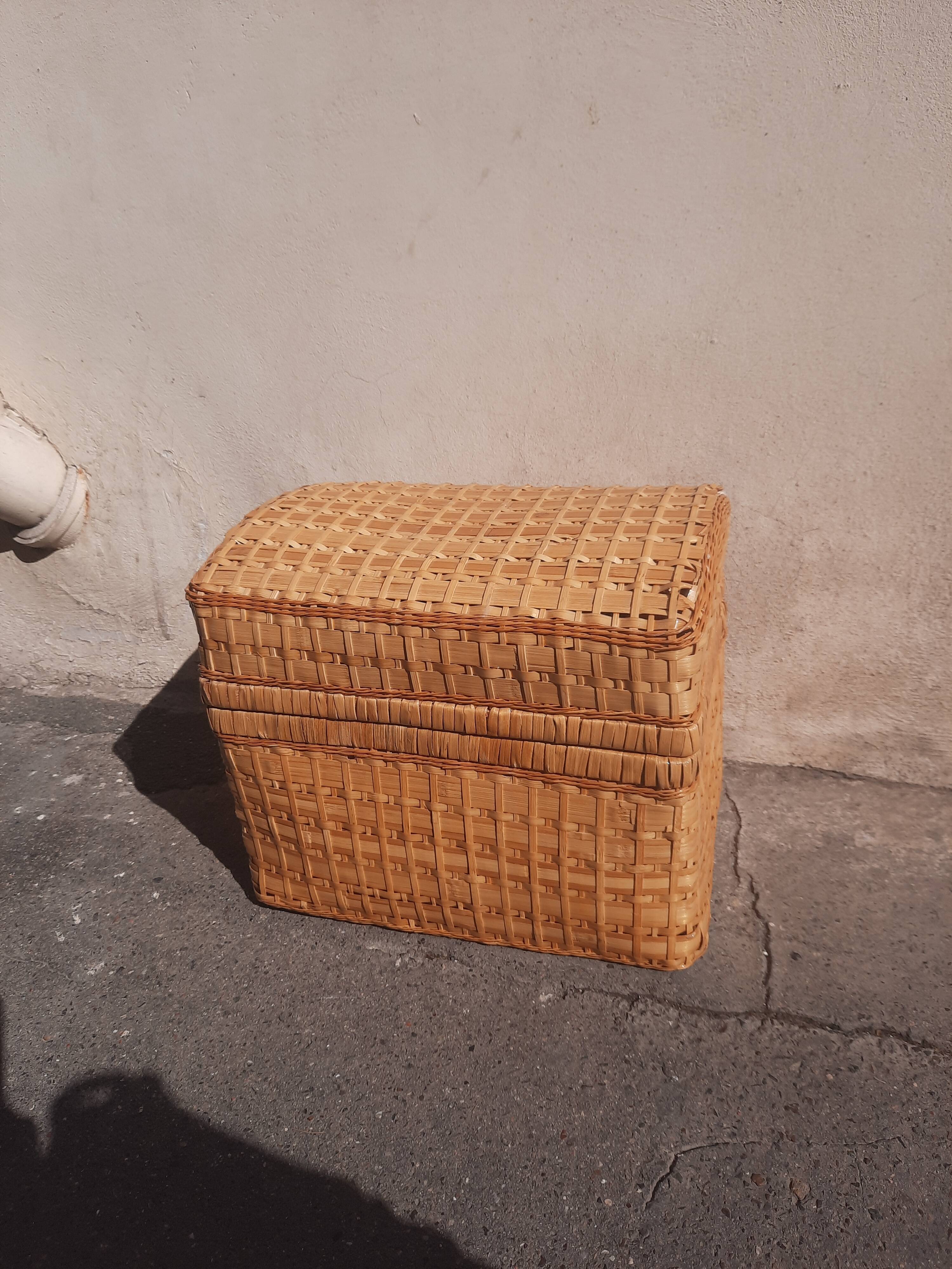 Rattan box