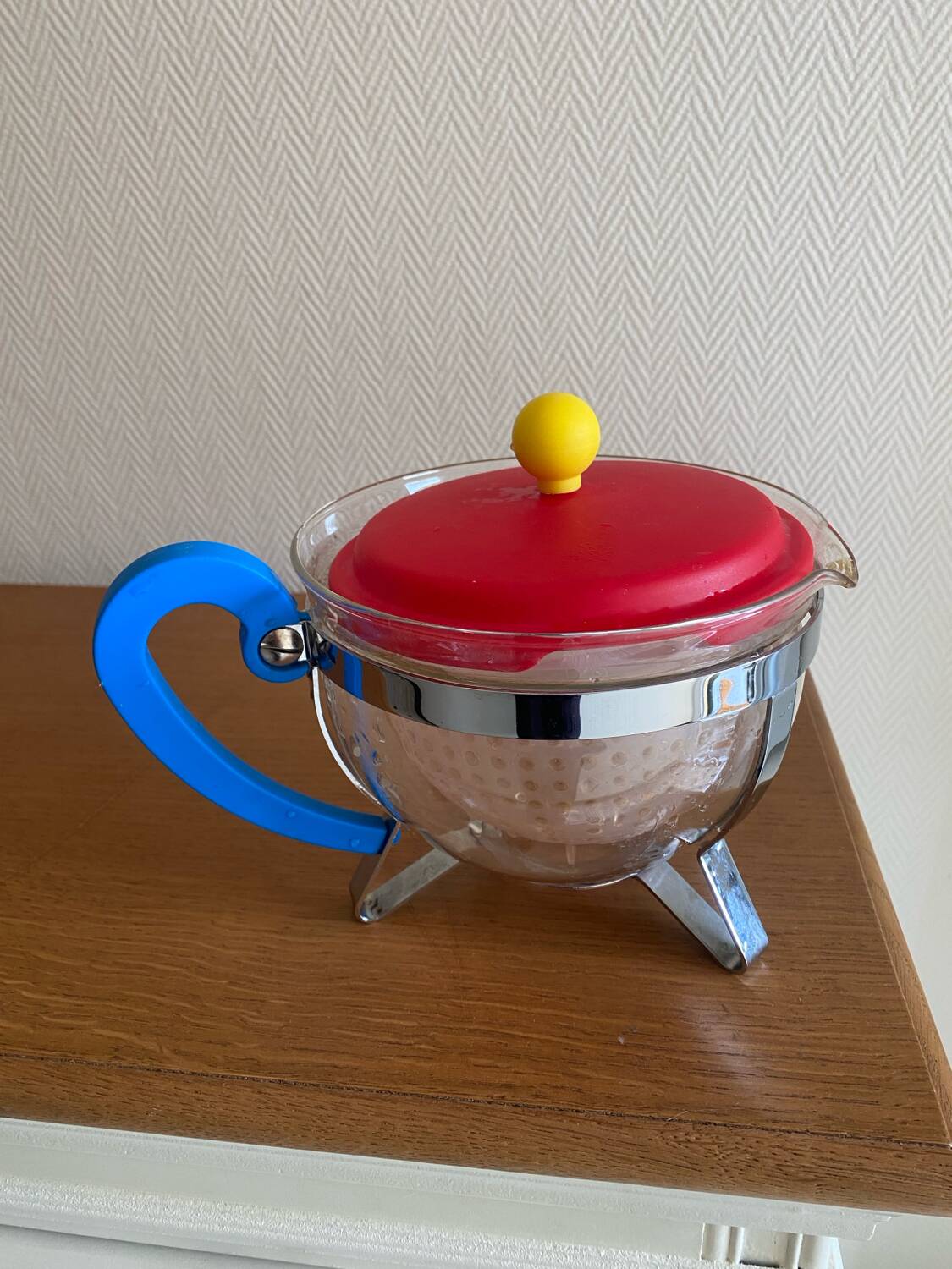 Vintage bodum chambord teapot design Memphis