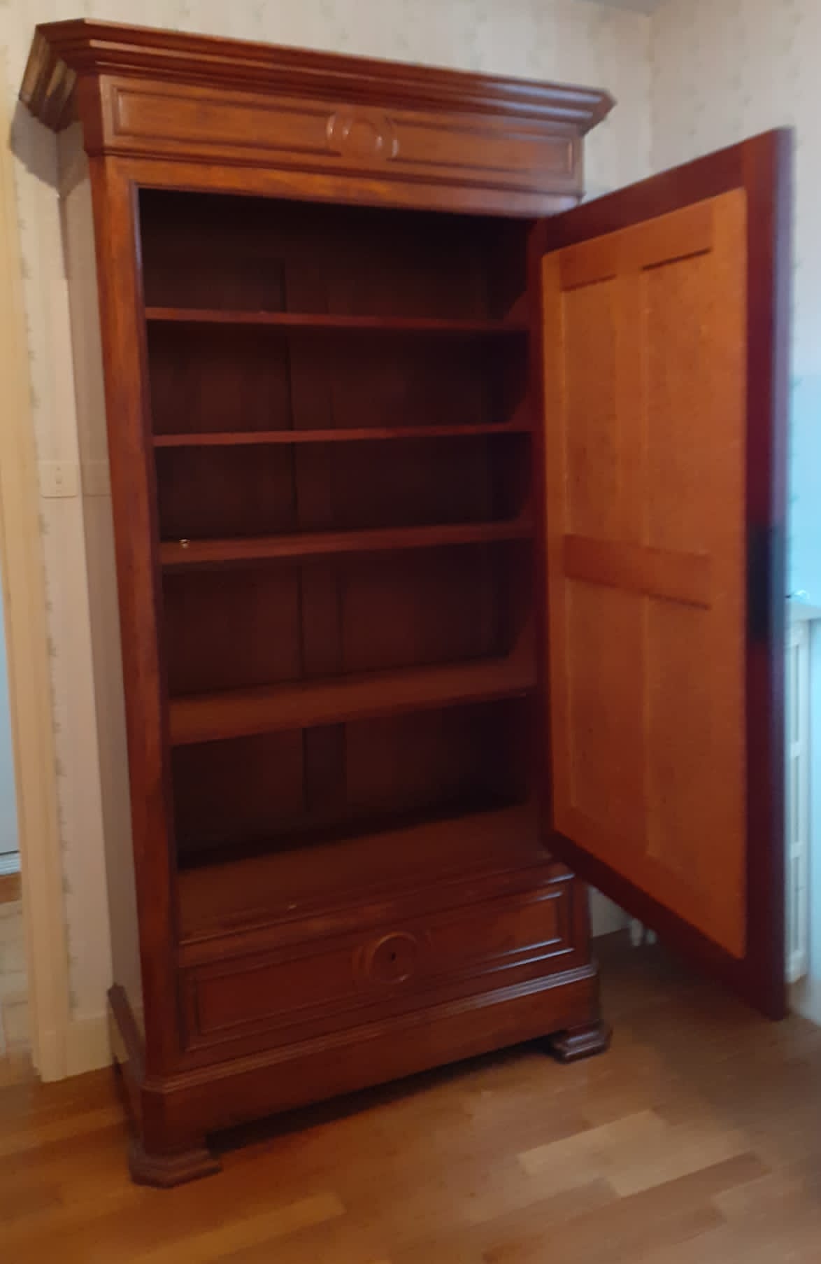 Armoire à glace en acajou