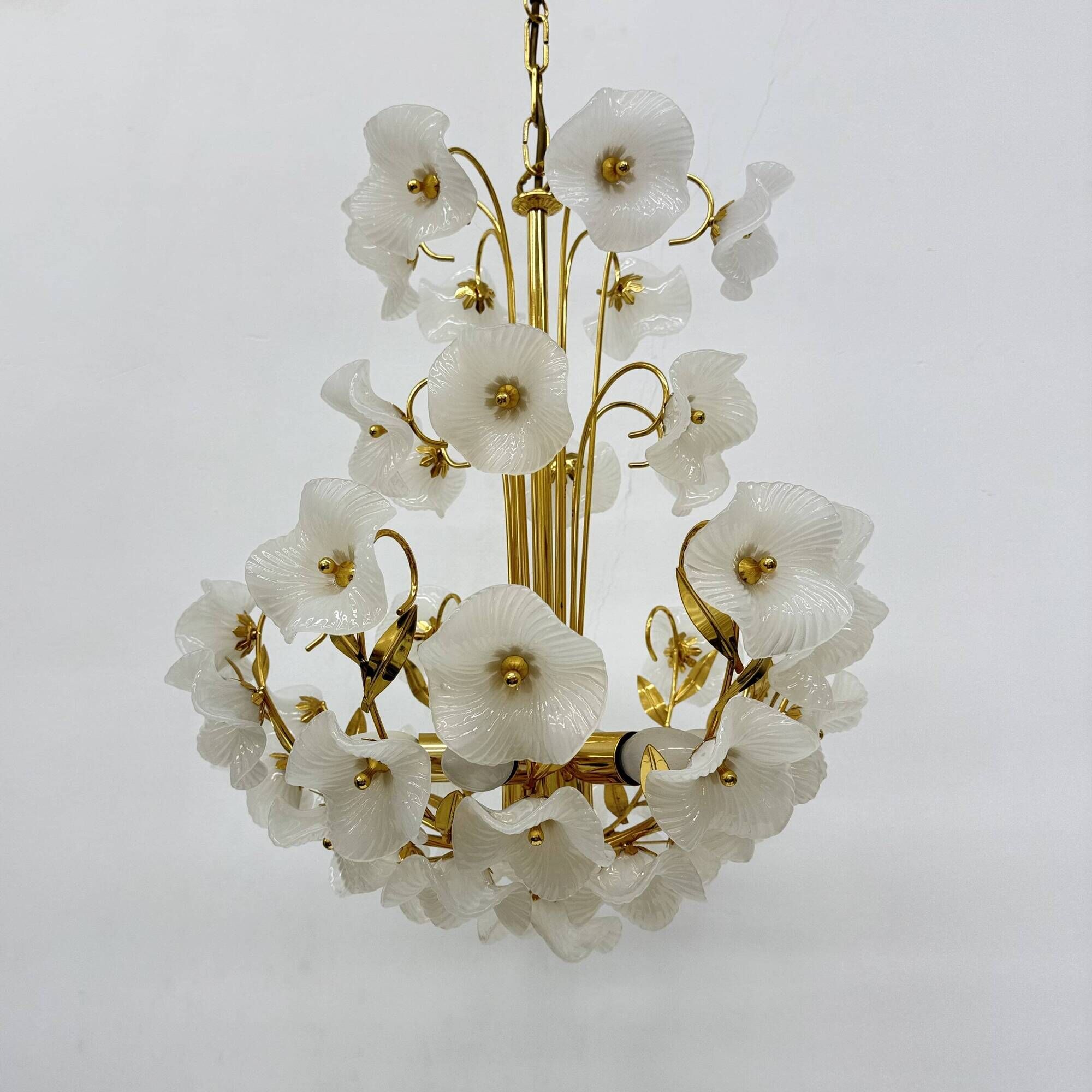 Lustre milieu du siècle avec fleurs en verre, années 1970