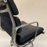 Fauteuil de bureau Charles eames EA 217