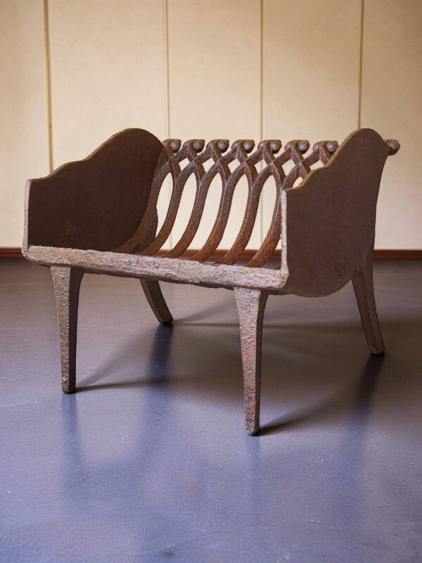 Porte-buche corbeille de cheminée en fonte