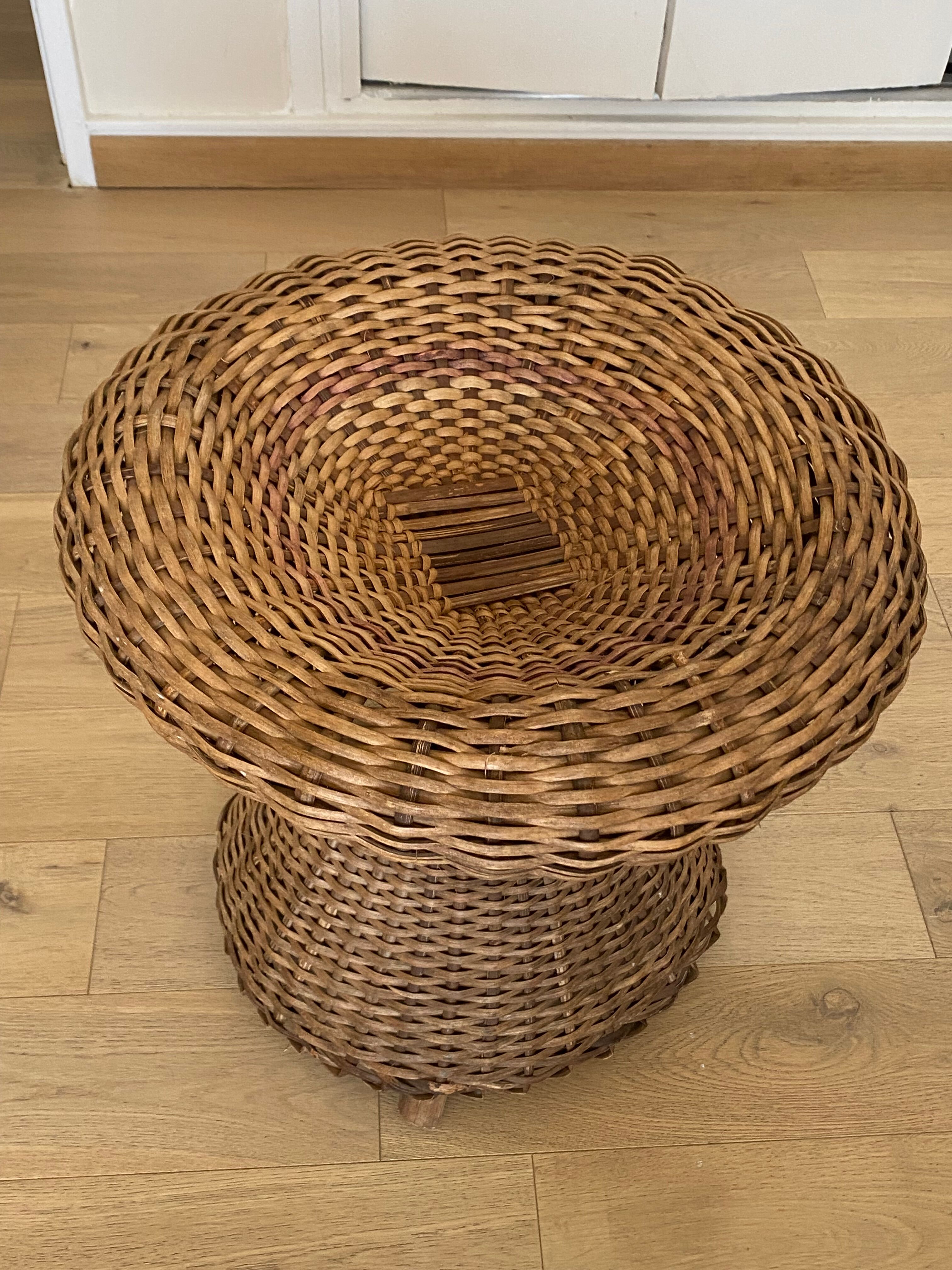 Tabouret tressé naturel osier