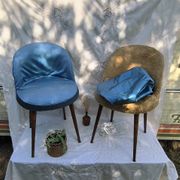 2 Scandinavian chairs with compass legs in faux fur and blue satin covers, 1970.