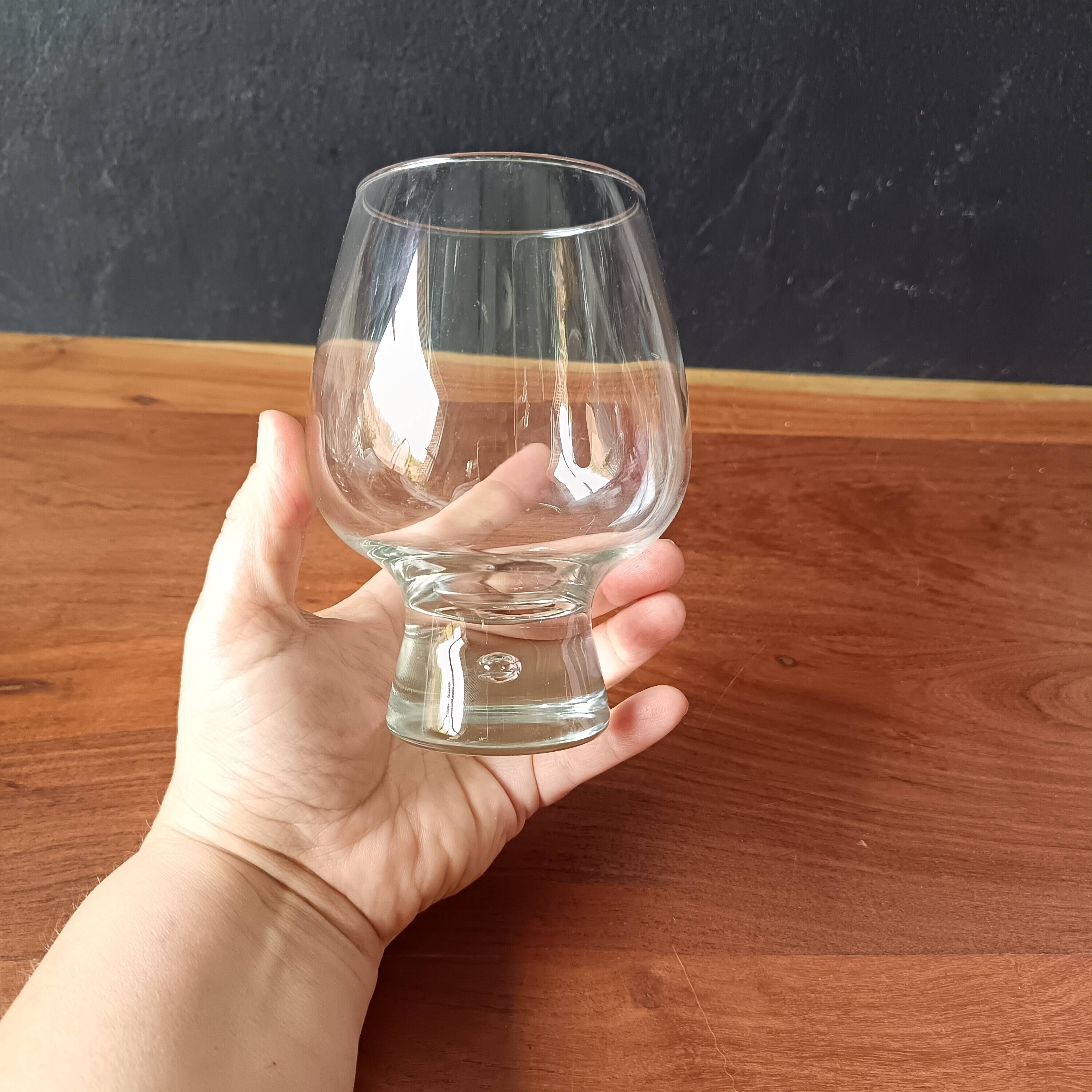 8 glasses model "Fjord" by Durobor with thick base and vintage Belgian bubble.
