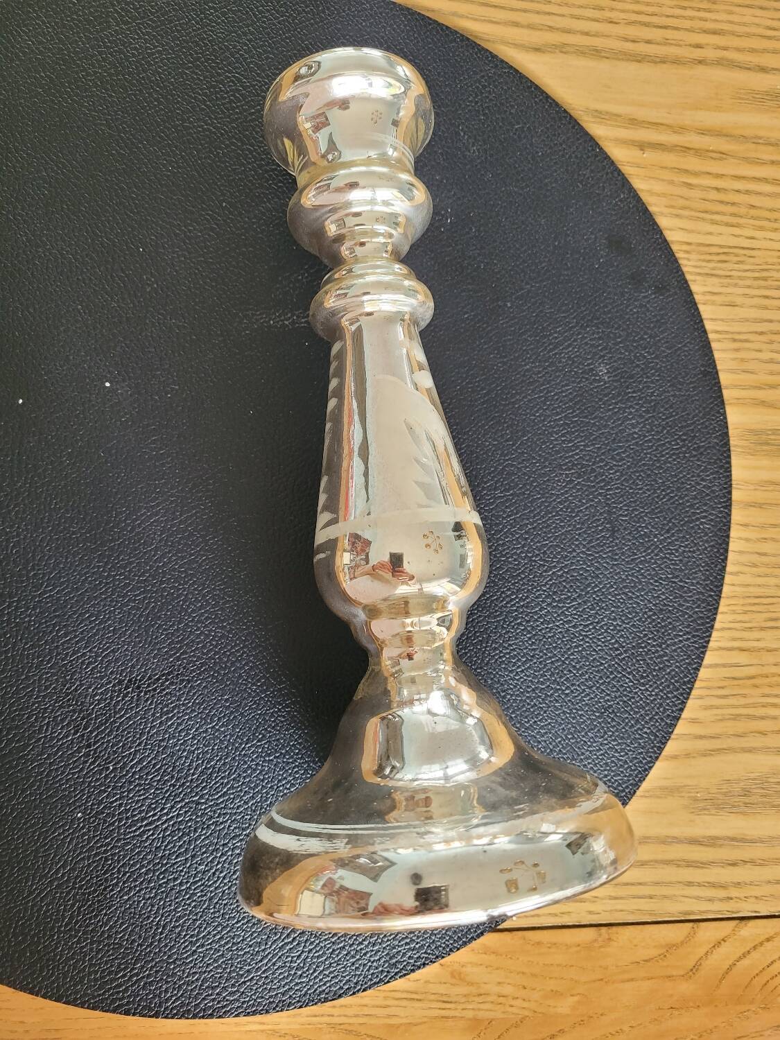 Eglomized mercurized glass candle holder