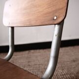 Ancienne chaise d'écolier en bois et métal