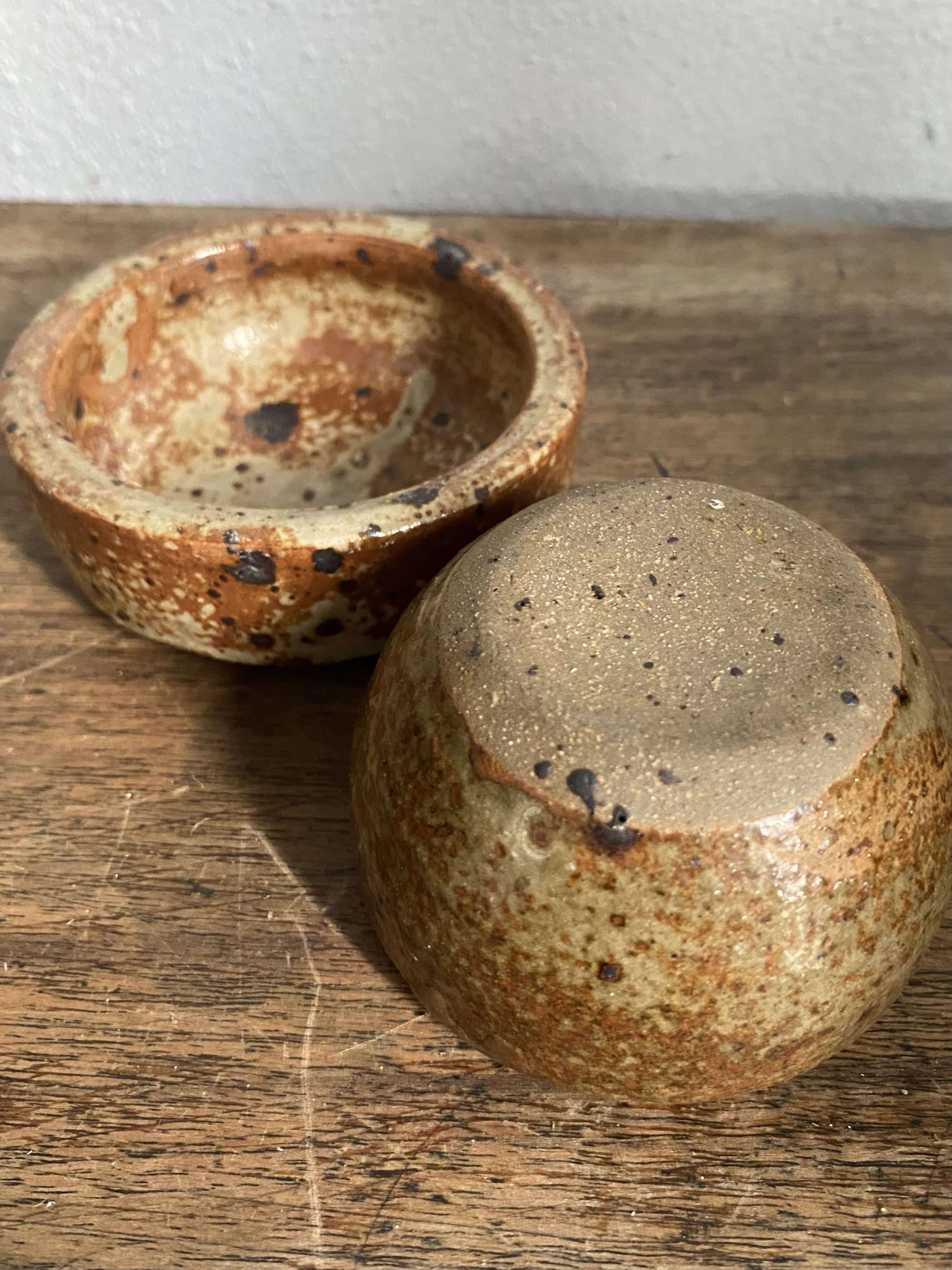 Duo of mini ramekins, stoneware, pyrite