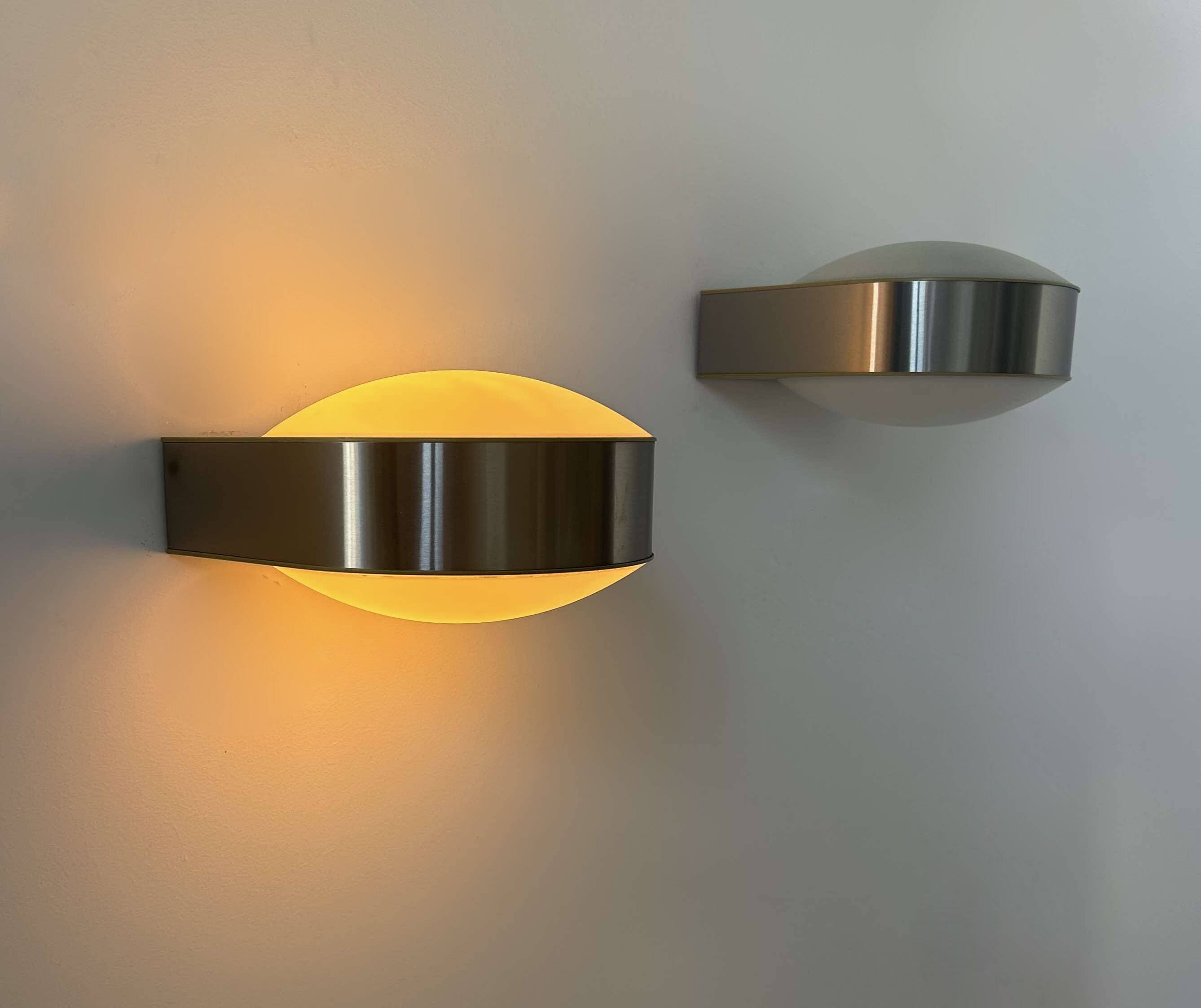 Pair of vintage modernist wall lights, Perspex, Holland 1980