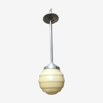 Art Deco ball suspension