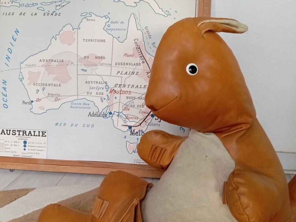 Kangaroo leather magazine rack, 1960s