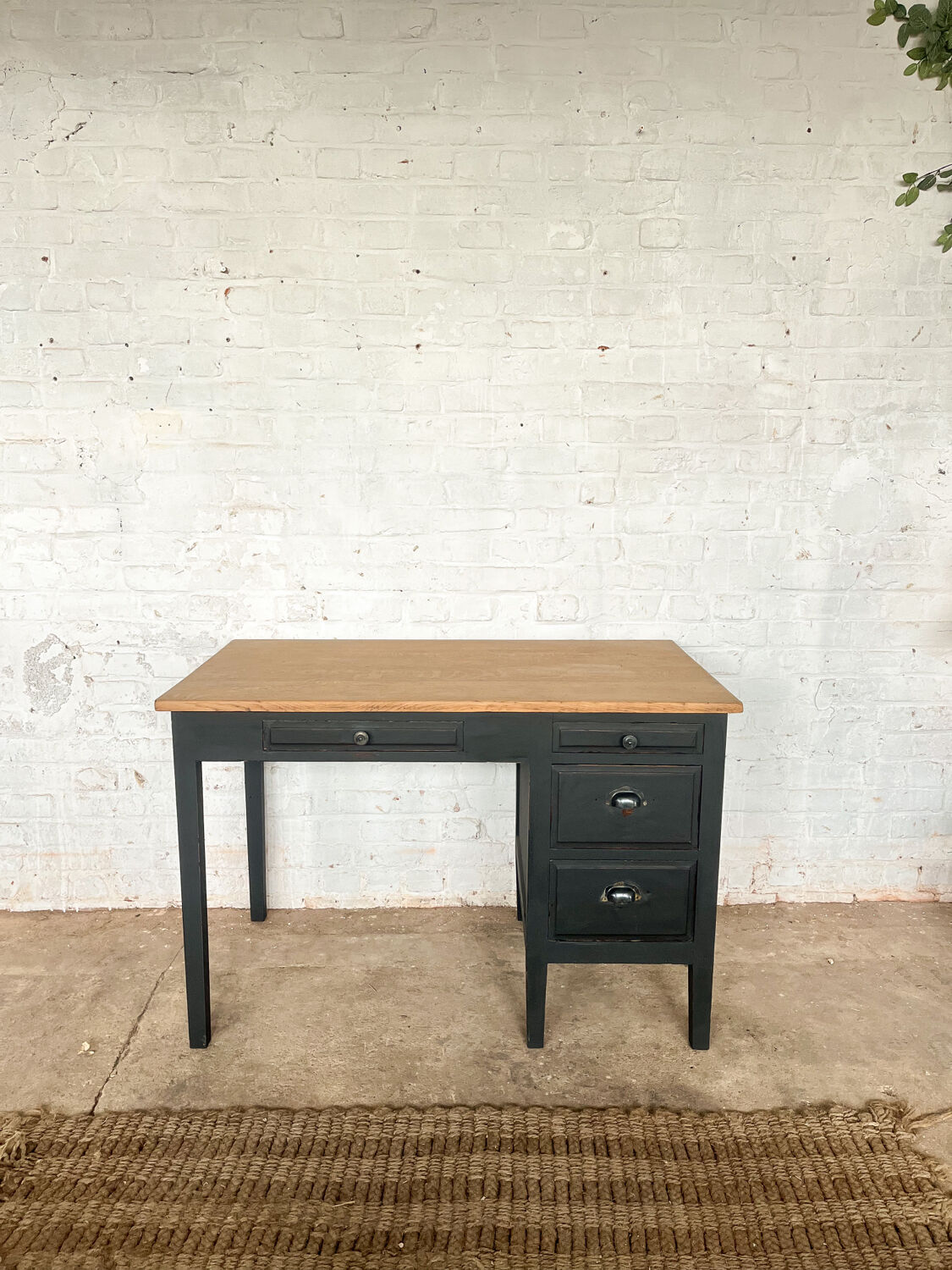 Former workstation office