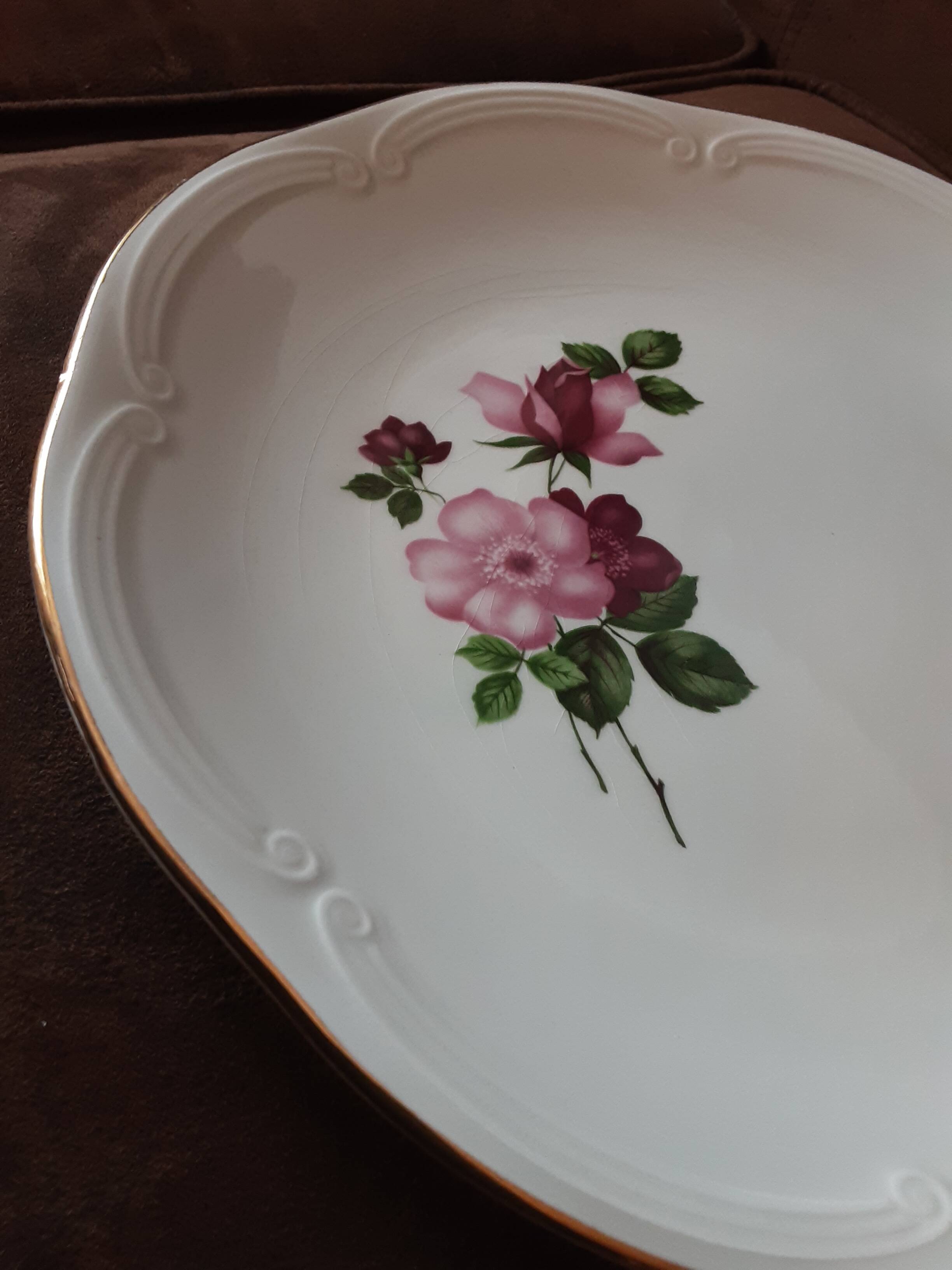 Gien semi-hollow dish