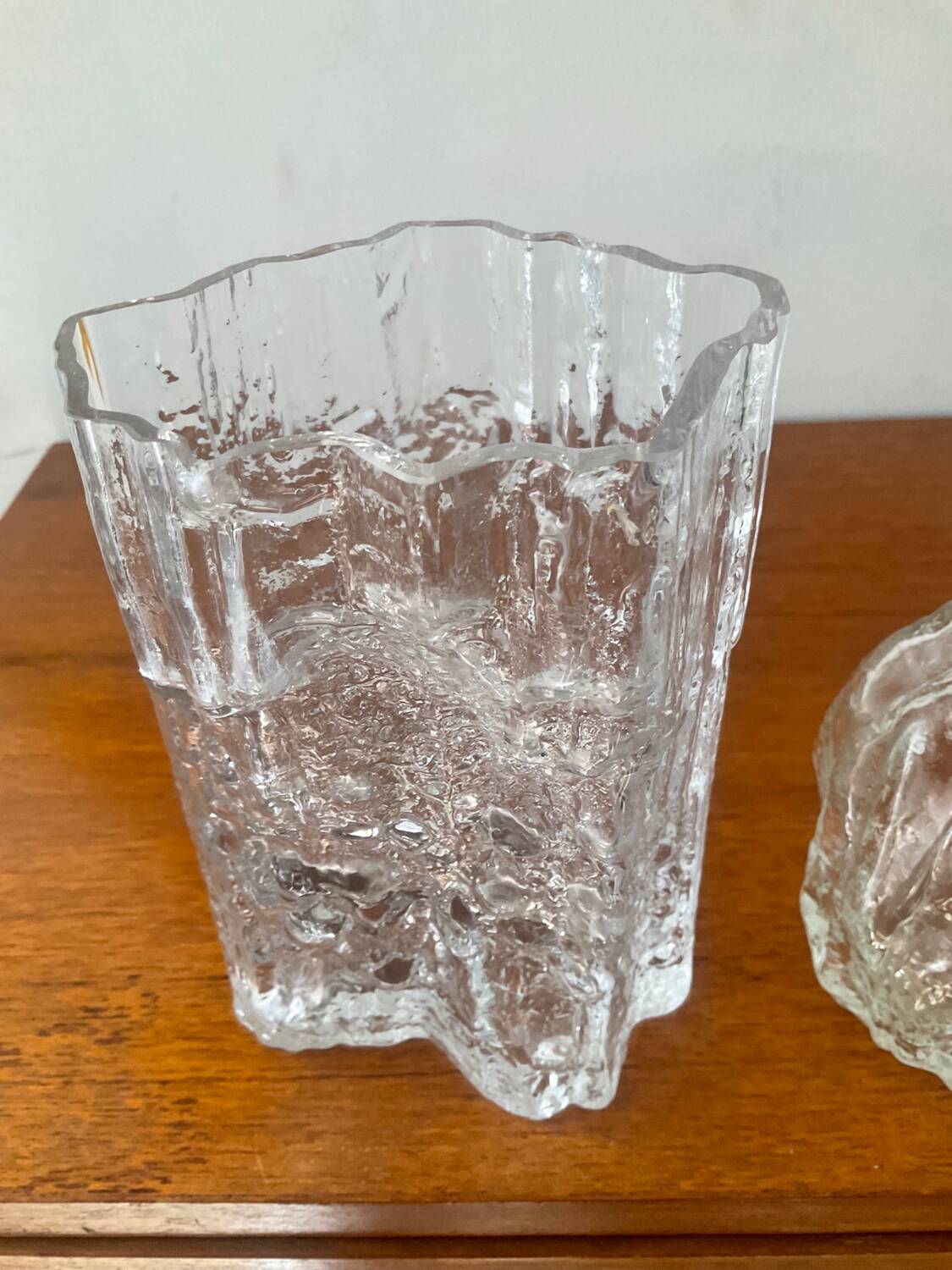 Duo of Tappio Wirkkala vases from the 70s