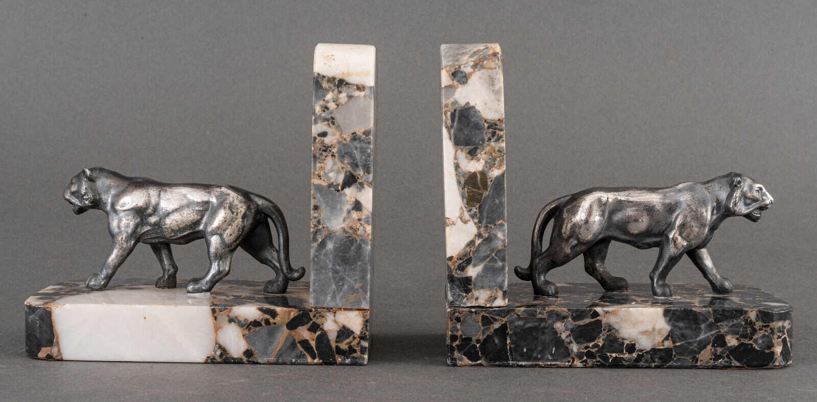 Art Deco bookends in silver regulation panther decoration 1930