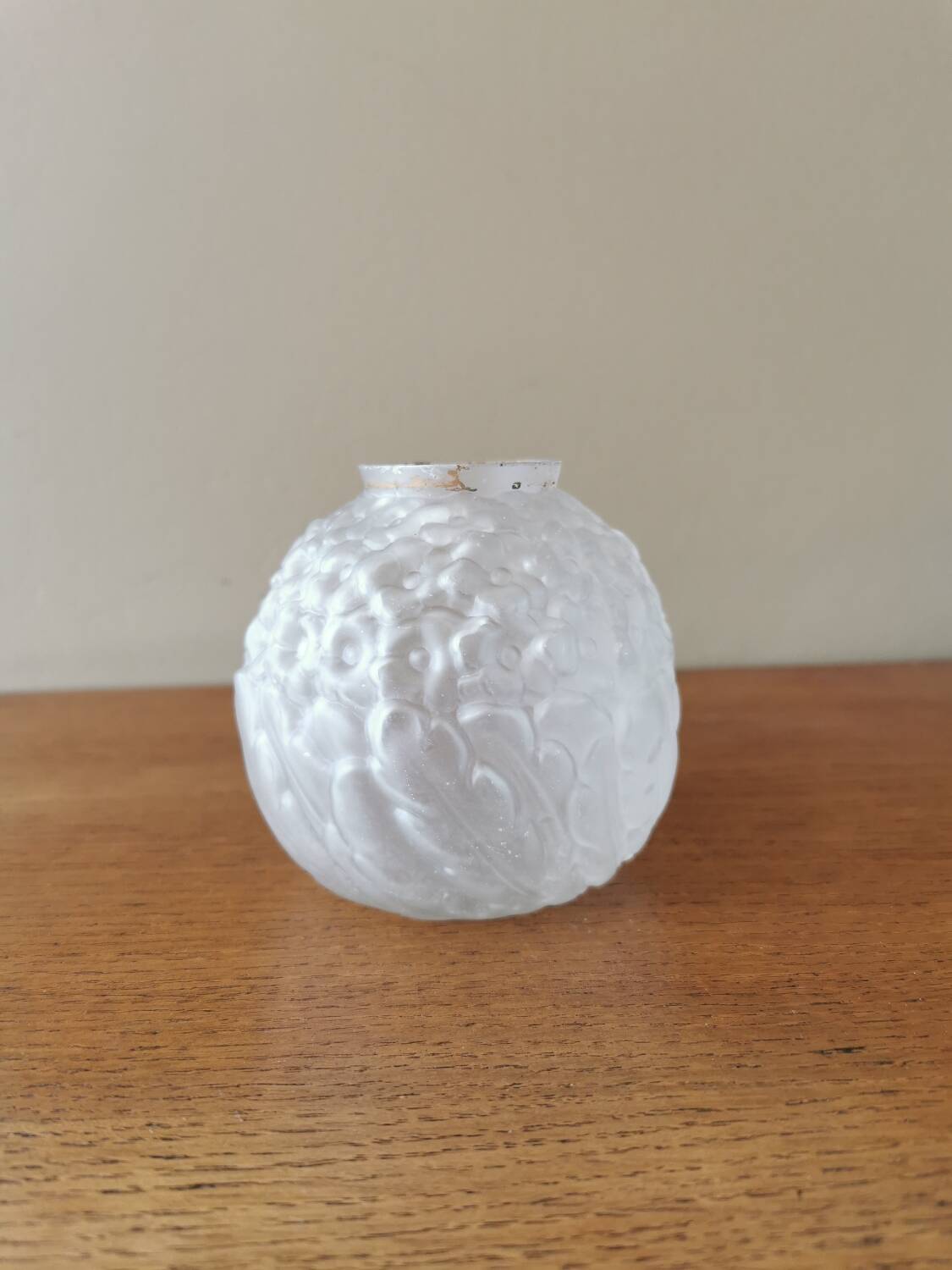 Small art deco ball vase in white glass paste