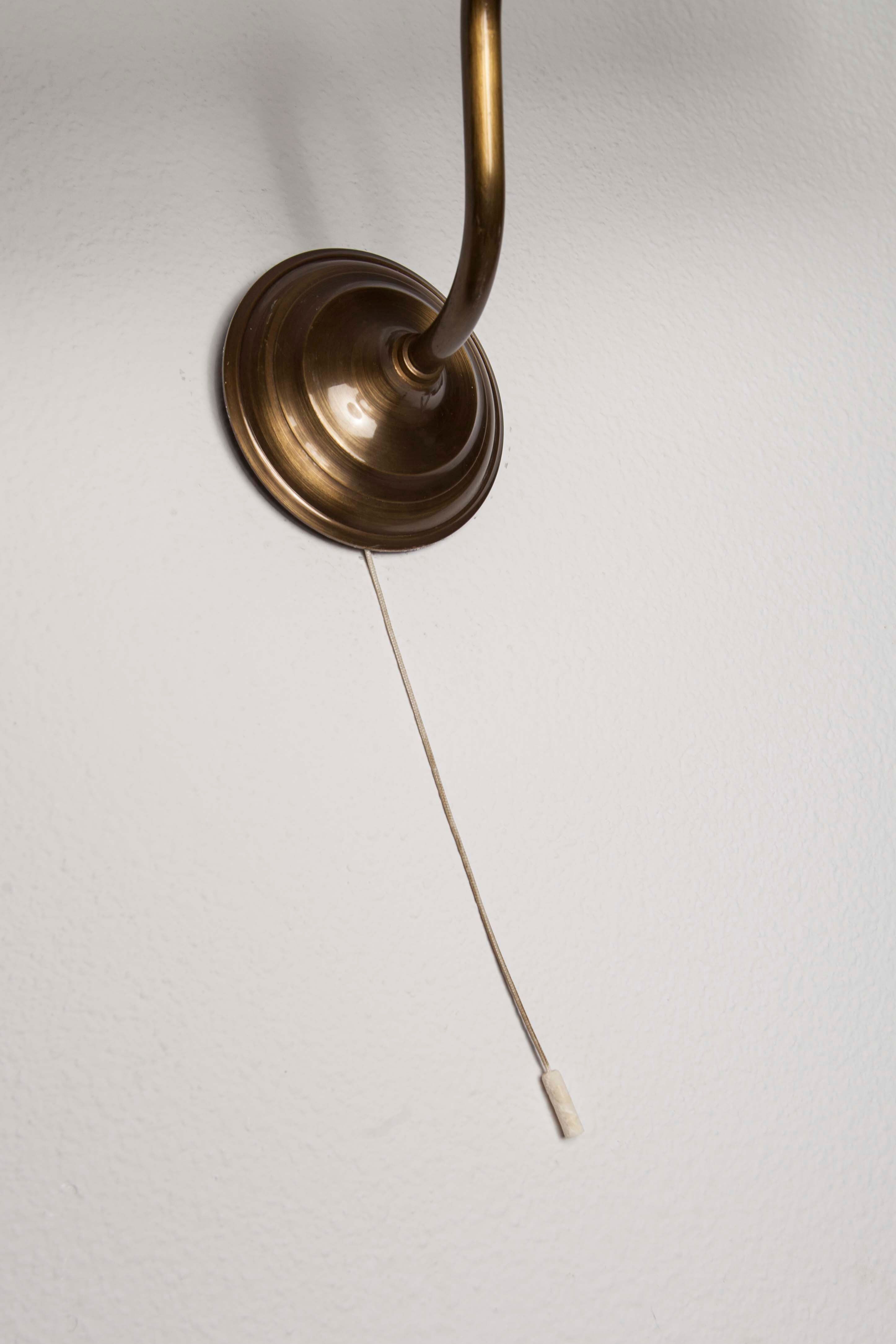 Applied brass for table