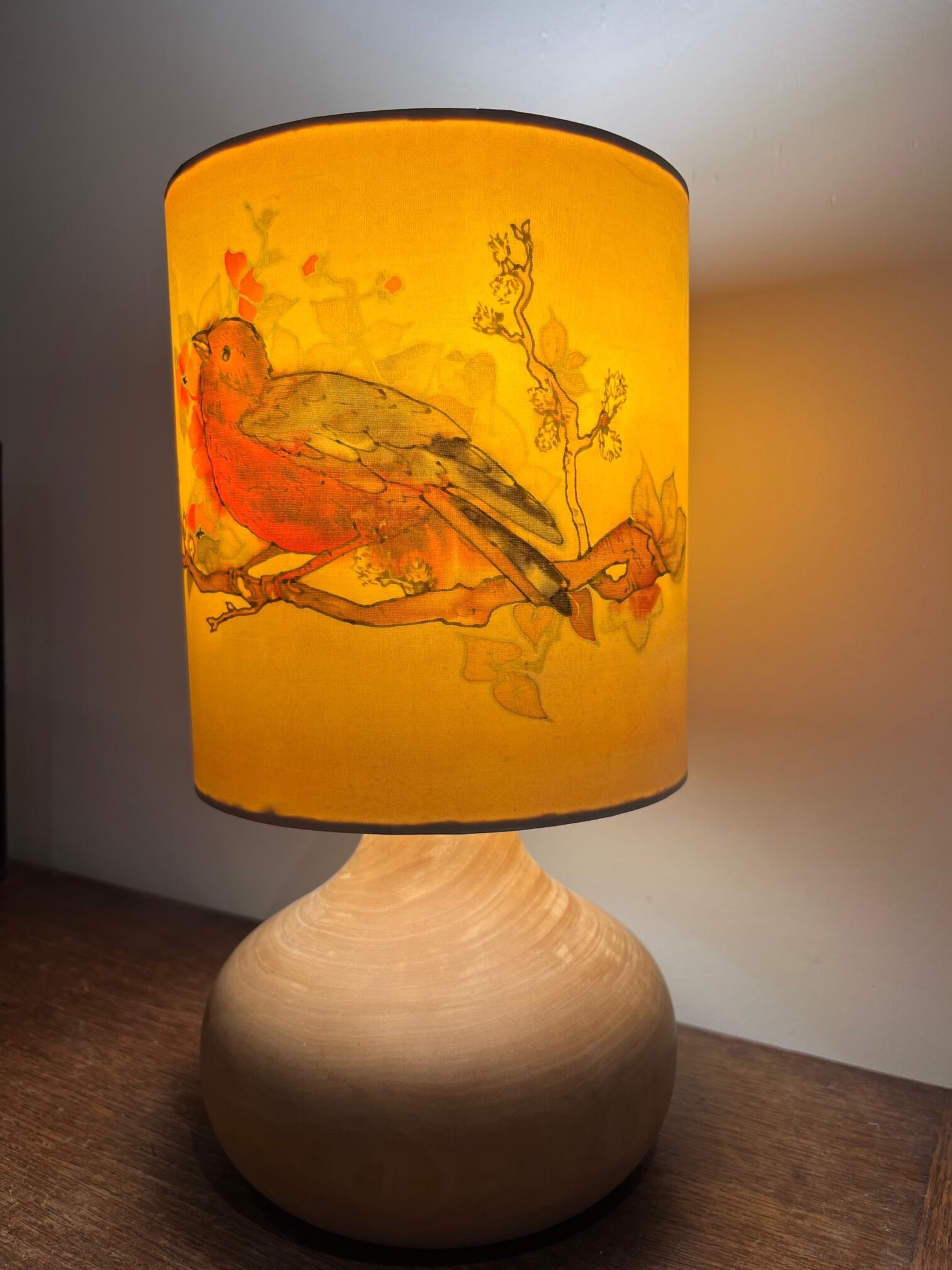 Wooden lamp and lampshade with bird decoration