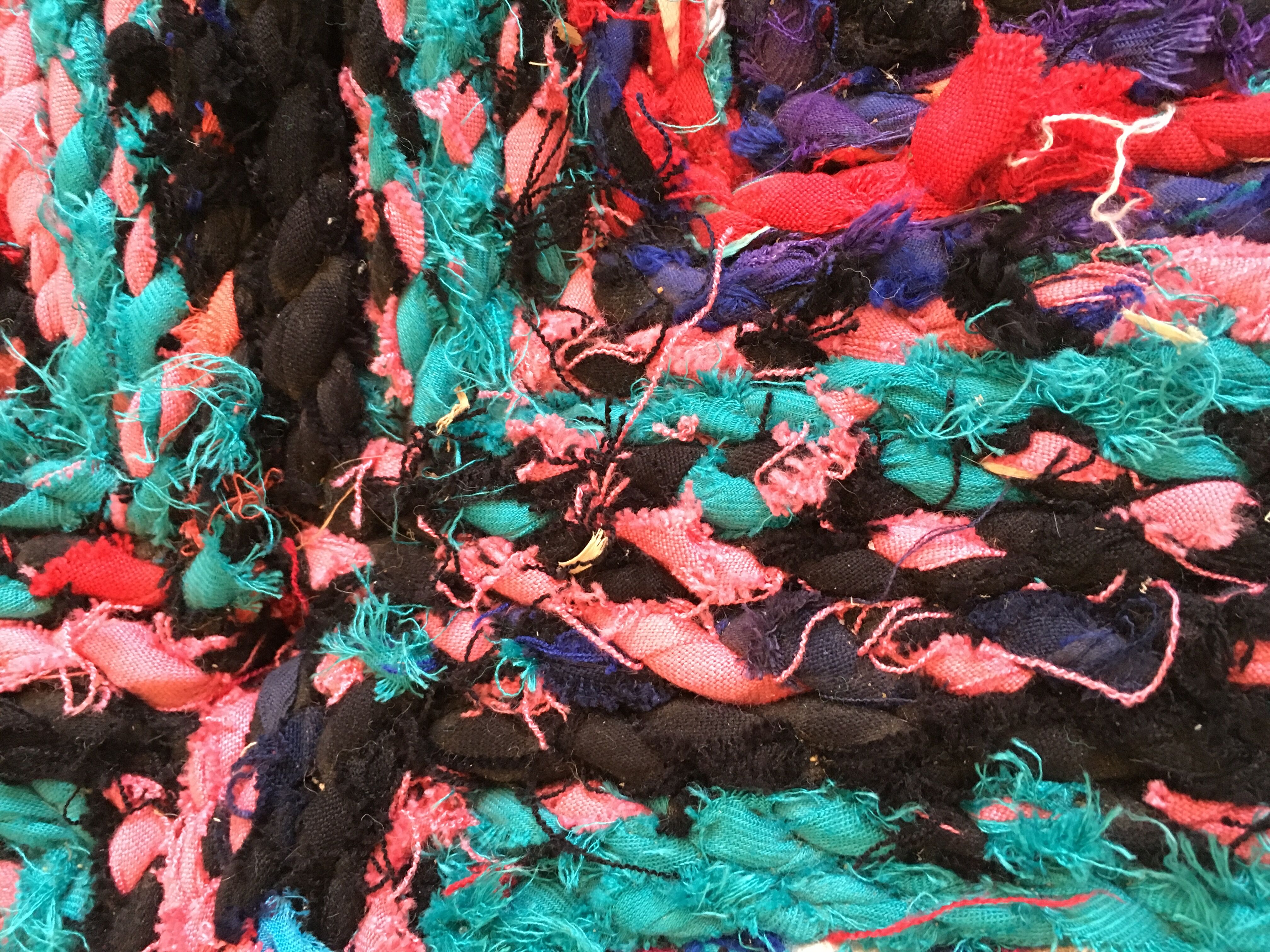 Stool Moroccan boucherouite colored