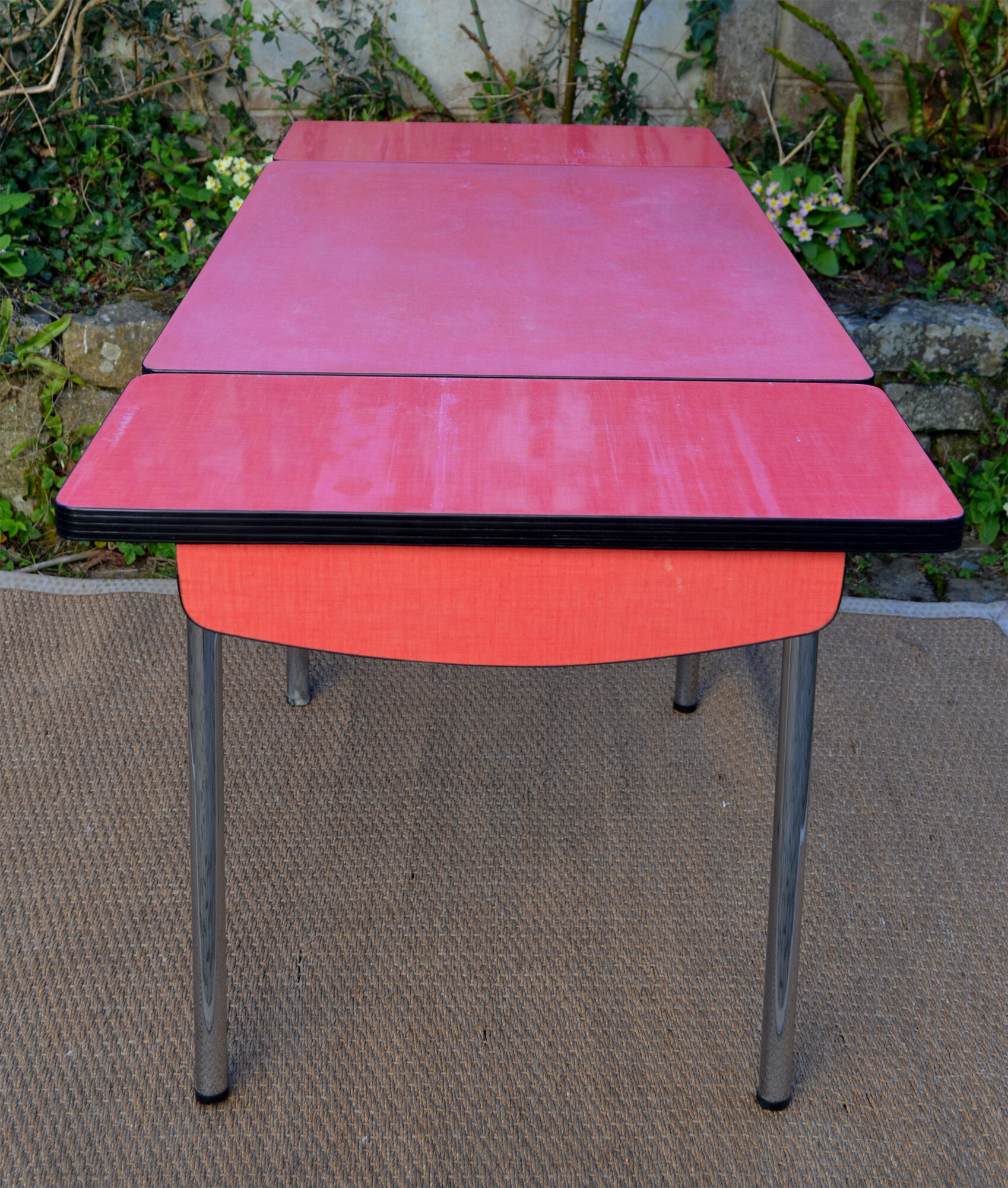 Formica table