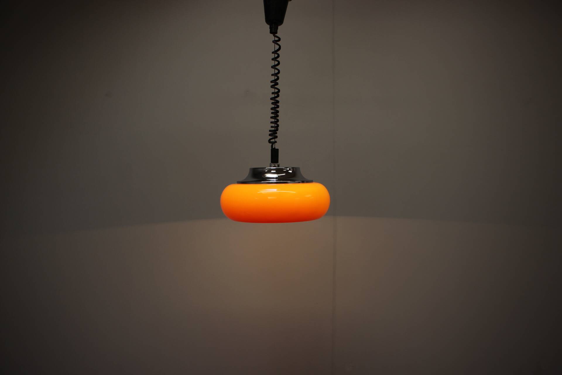 Suspension Harvey Guzzini Orange Space Age, Italy, 1970s