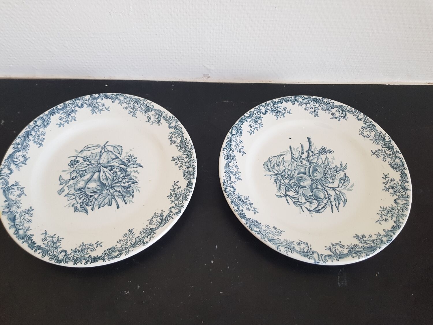 Iron earth dessert plate