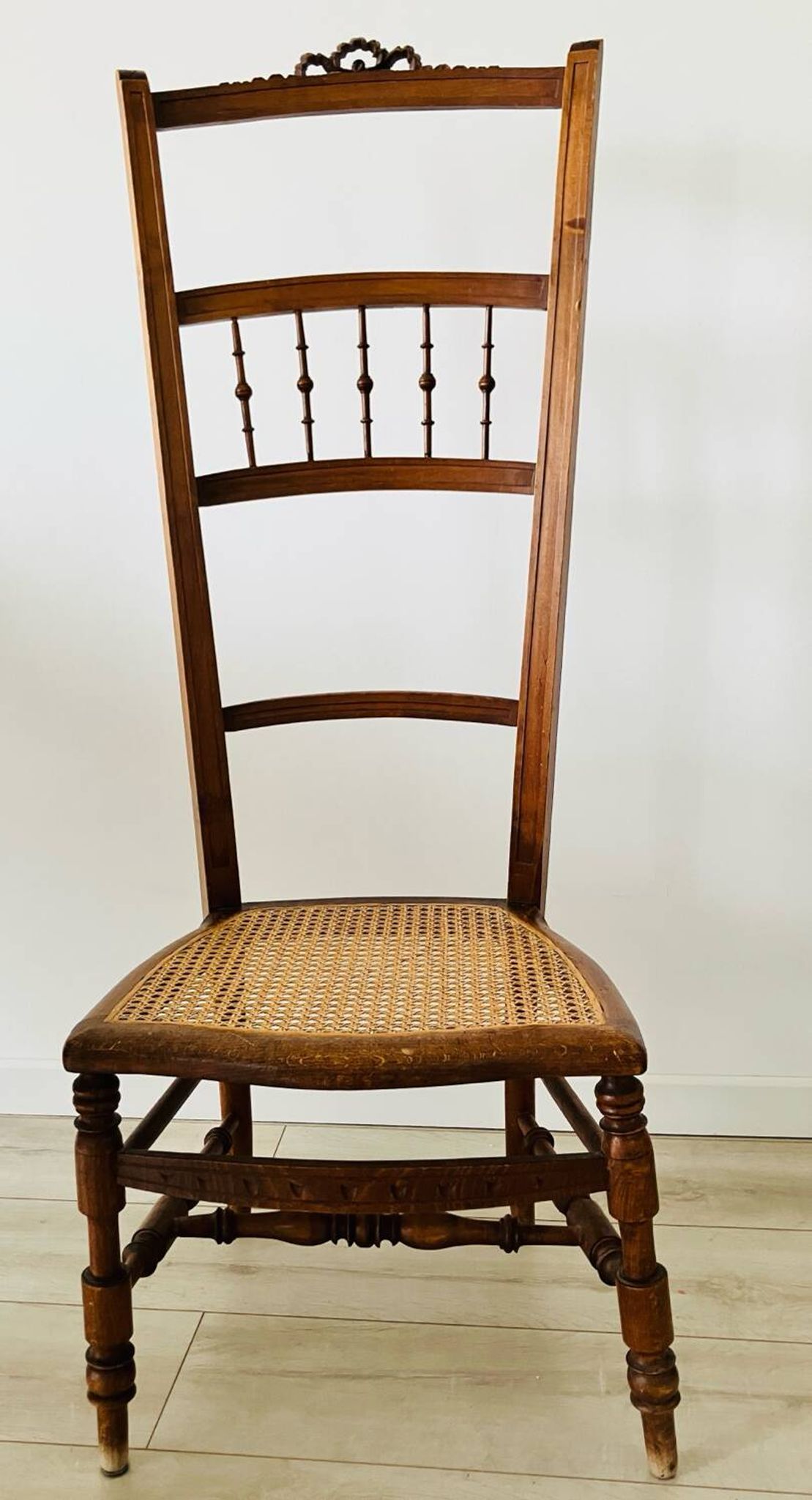 Chaise ancienne