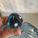 Sublime cloche de verre vintage bleu