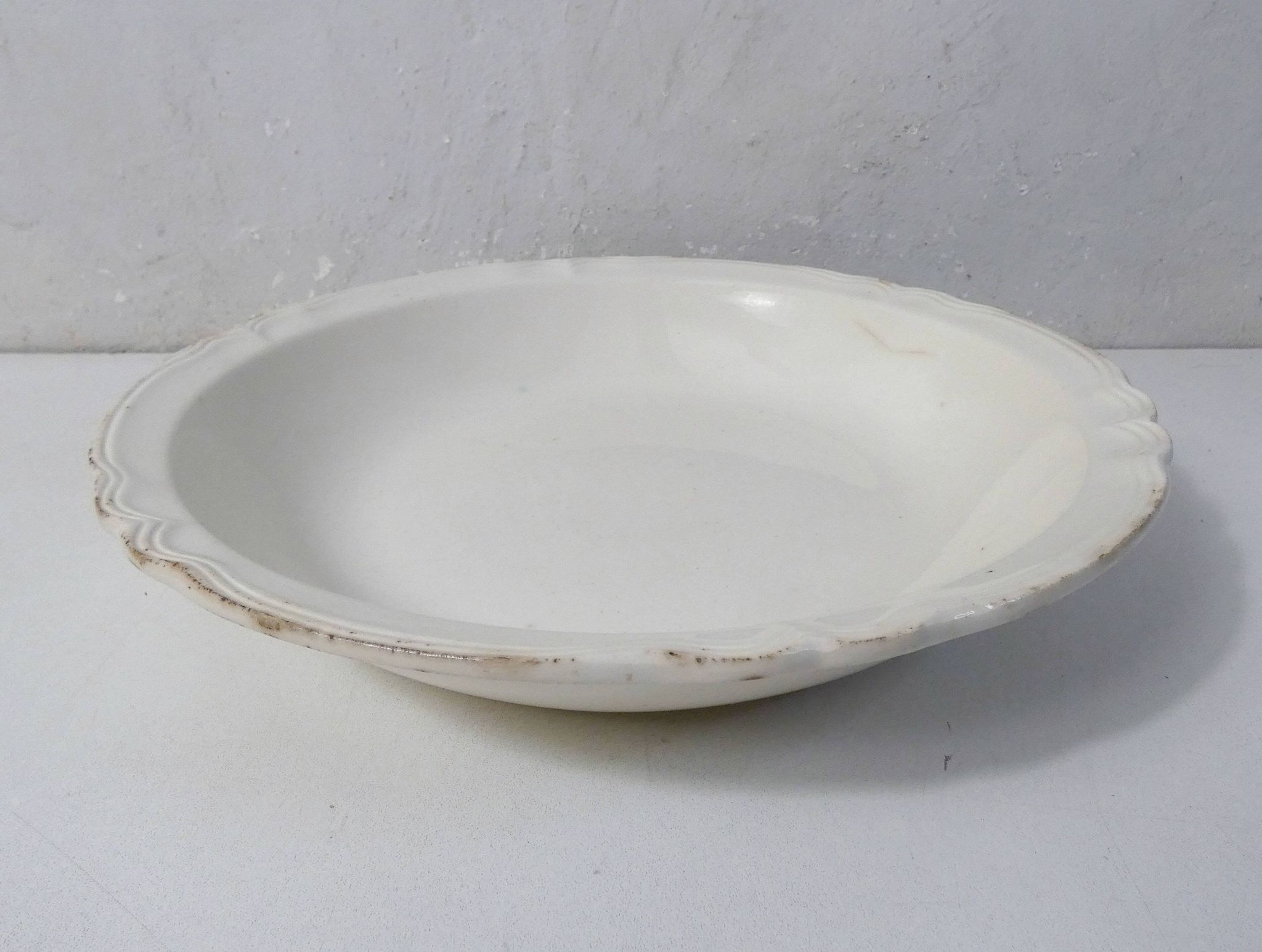 large deep vegetable dish Digoin Sarreguemines cream white