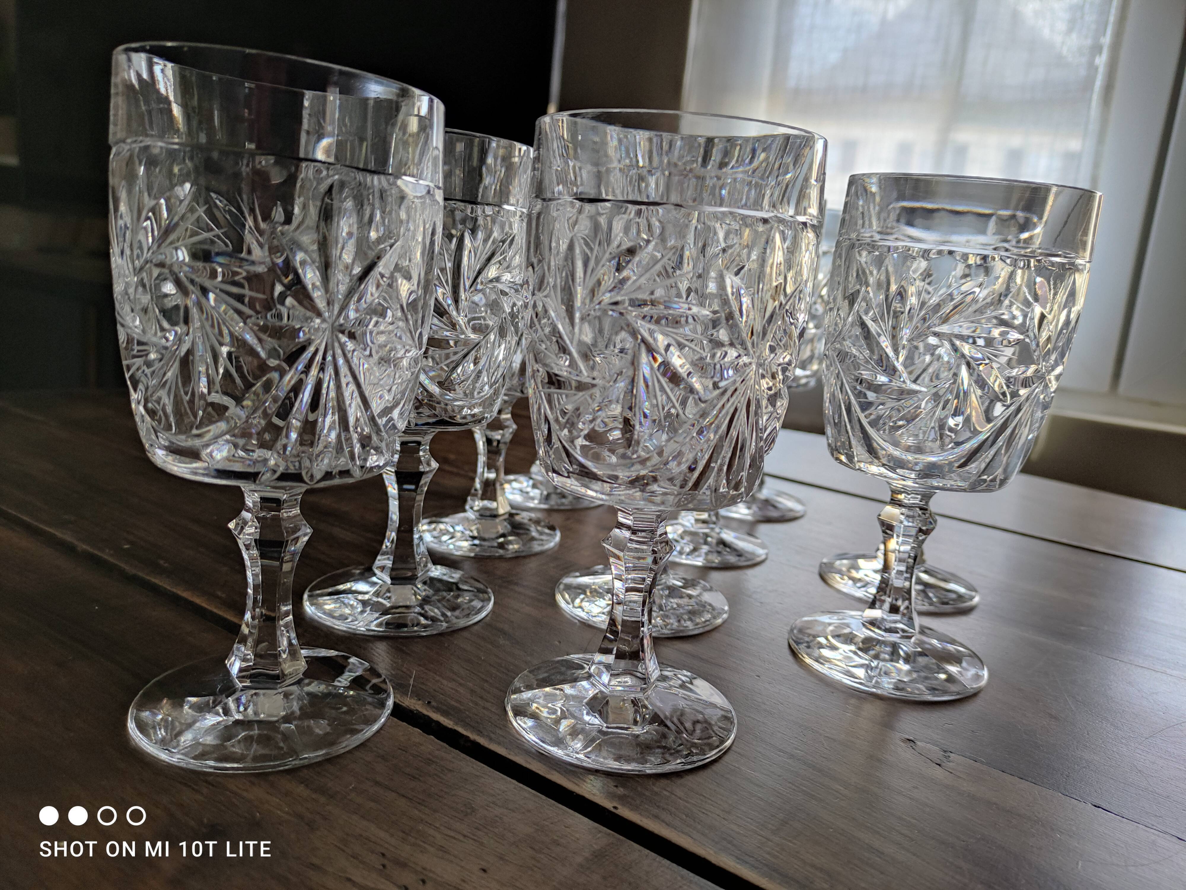 Set of 11 glasses in chiseled ancient rock crystal