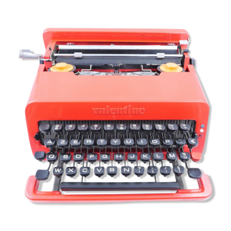 Ettore Sottsass Valentine and Perry King for Olivetti