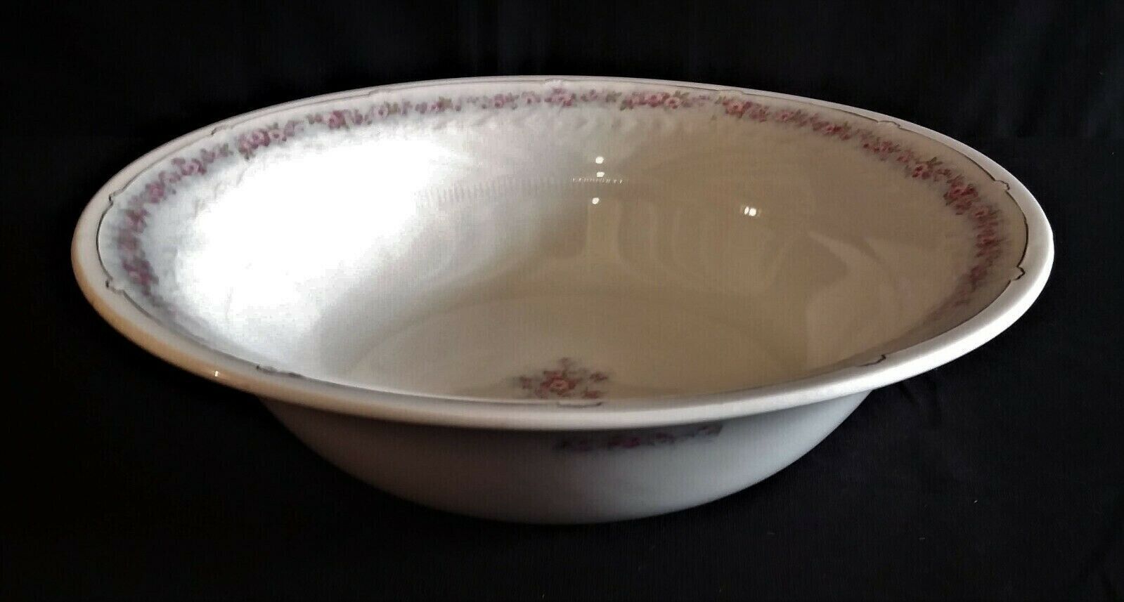 Earthenware bowl W.H Grindley & Co England